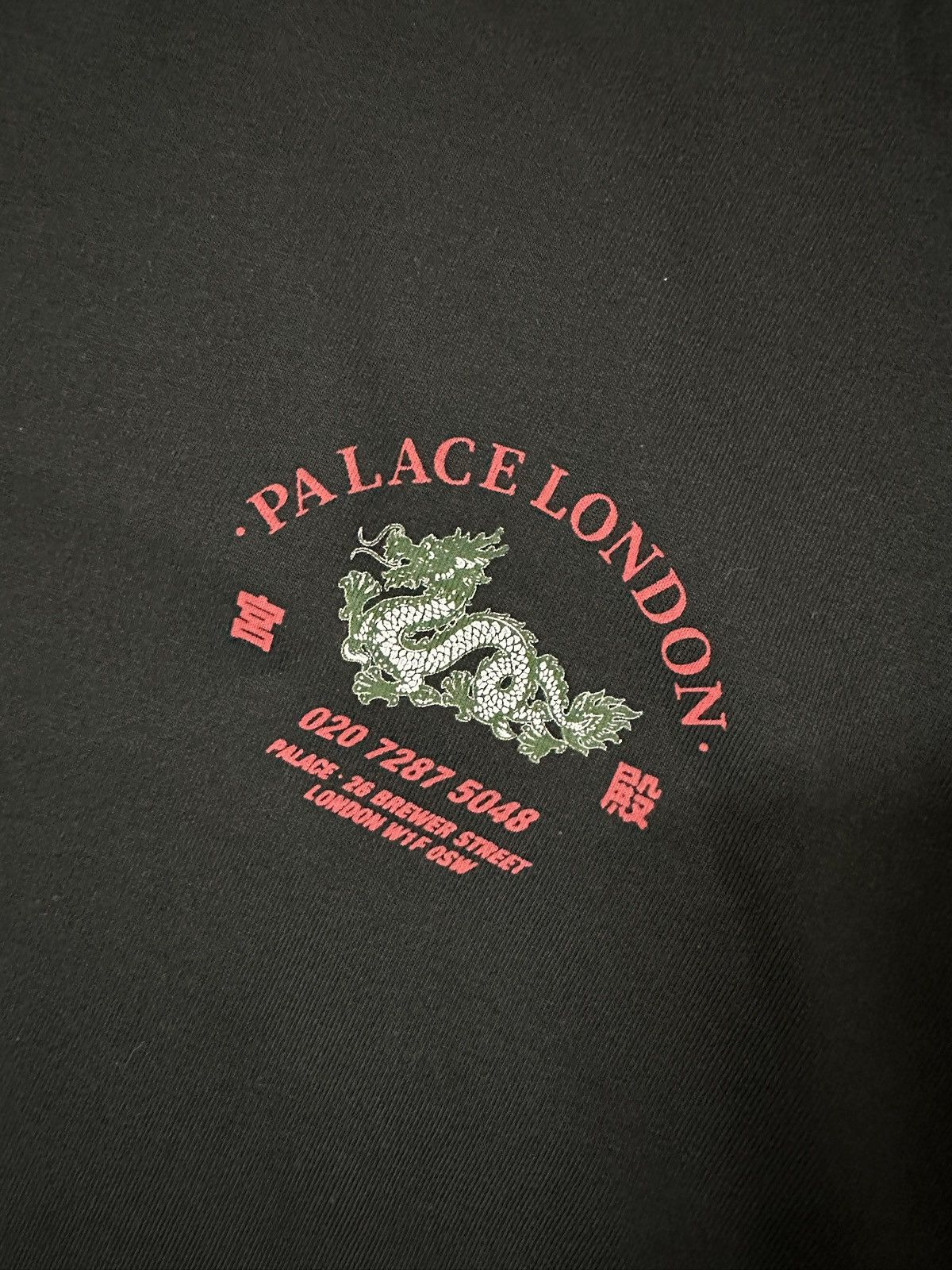Palace PALACE LONDON FORTUNATE T BLACK EXCLUSIVE RELEASE AT LONDON Size US L / EU 52-54 / 3 - 2 Thumbnail