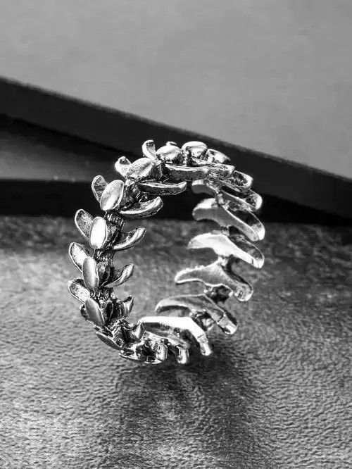 VIBE Retro Punk Gothic "Silver" Ring Size ONE SIZE - 3 Thumbnail