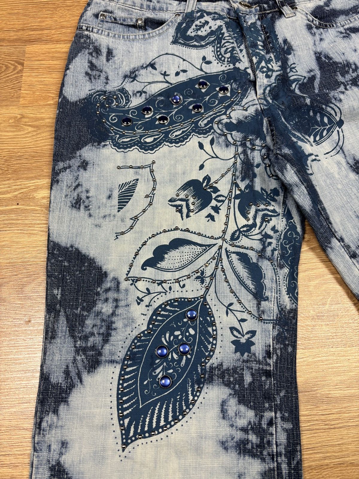 Gianfranco Ferre Gianfranco Ferré Graphic Rhinestone Denim Pants Size 30" / US 8 / IT 44 - 5 Thumbnail