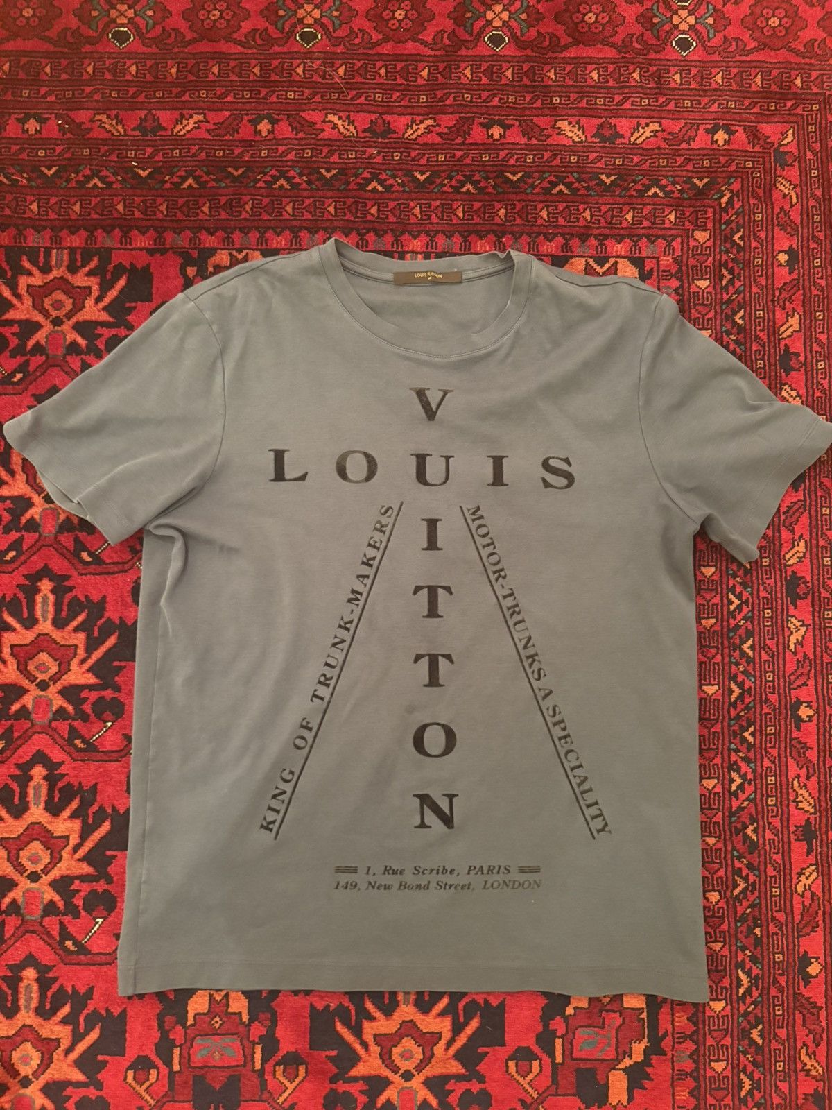 Louis Vuitton Louis Vuitton T-Shirt Size US M / EU 48-50 / 2 - 1 Thumbnail