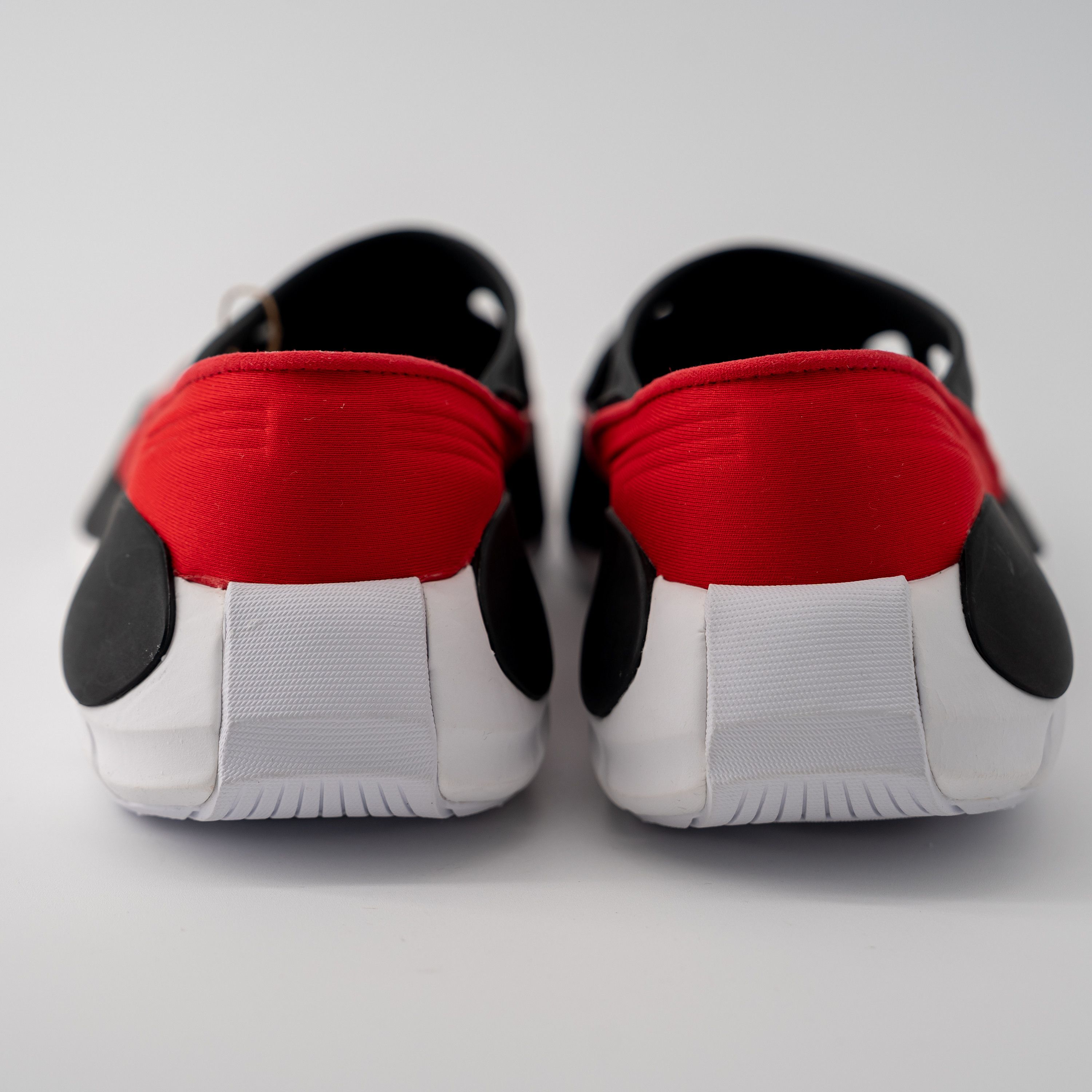 Maison Margiela × Reebok 9 Maison Margiela Reebok White Croafer Black Red Project 0 Size US 9 / EU 42 - 4 Thumbnail