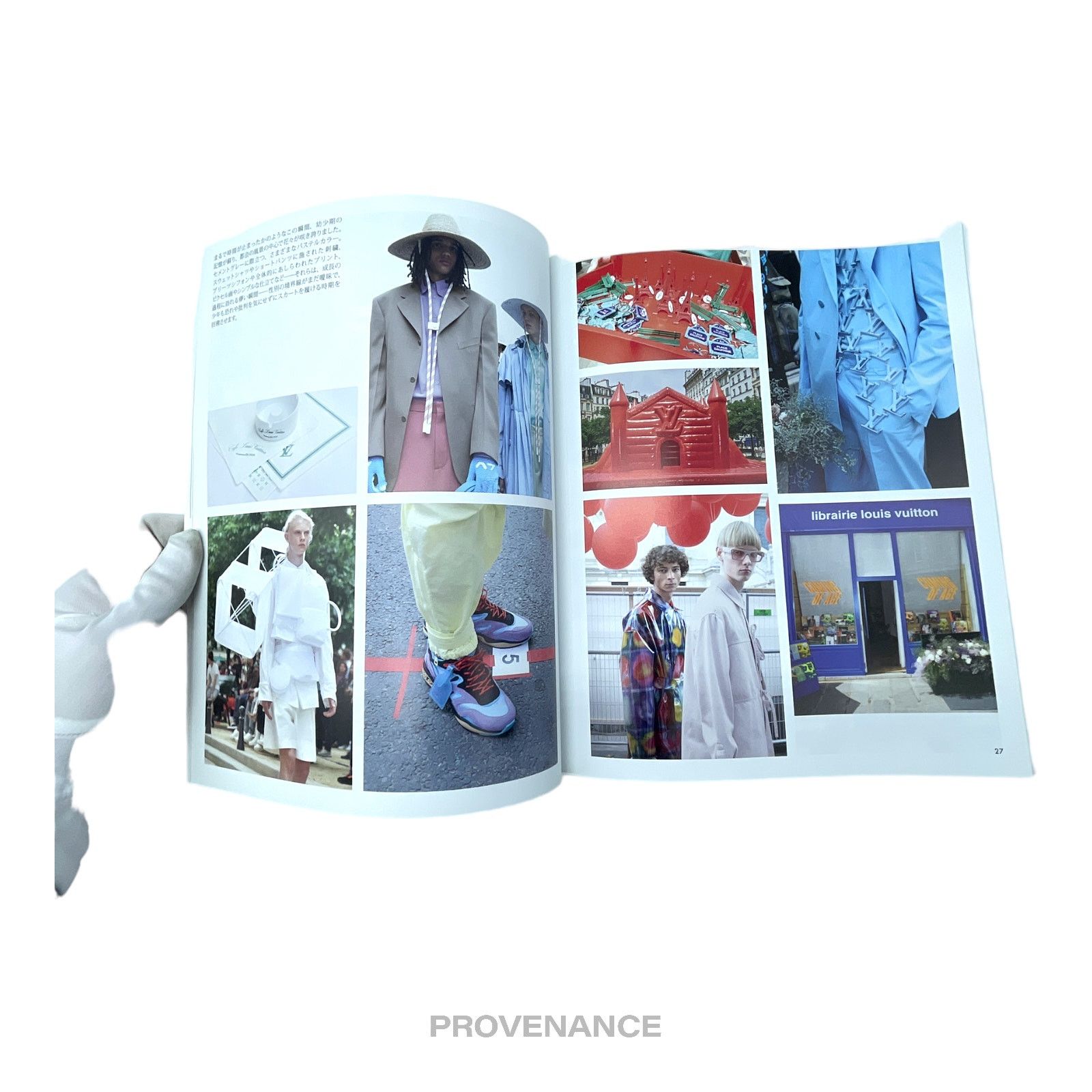 Louis Vuitton 🔴 Louis Vuitton The Book #11 Size ONE SIZE - 5 Thumbnail