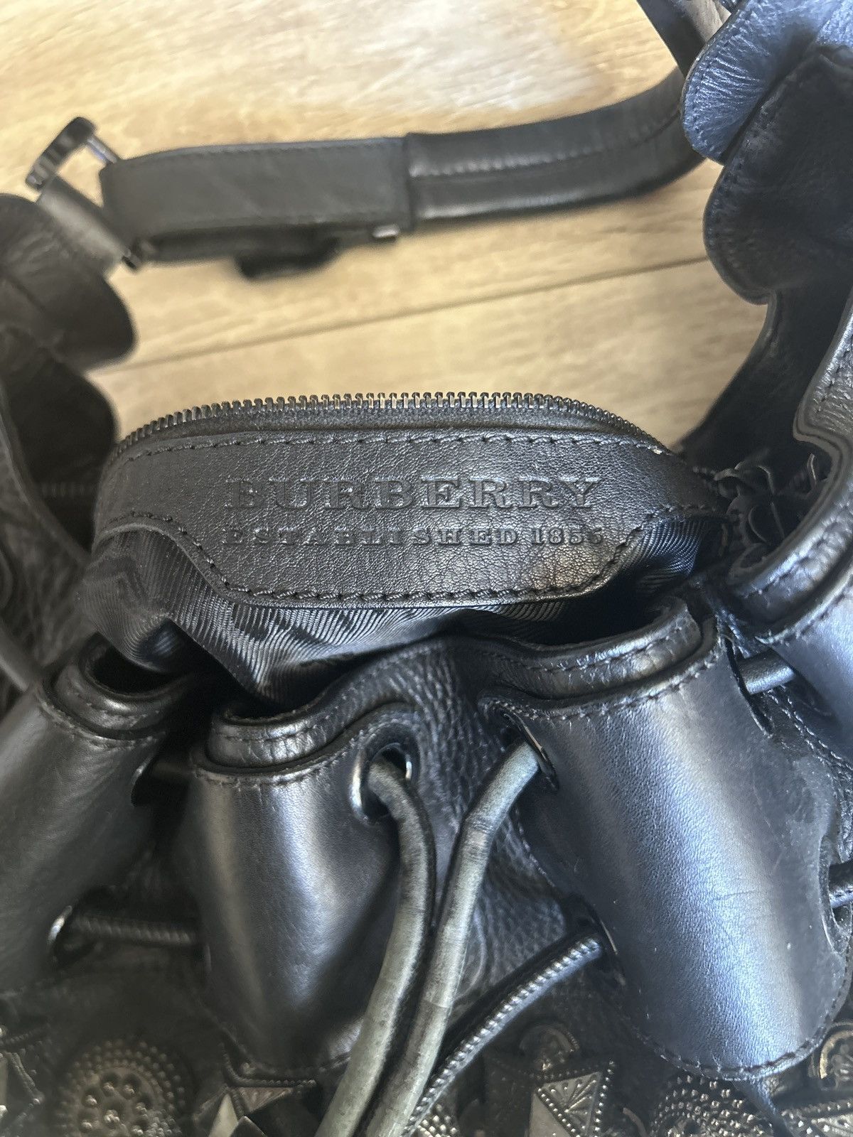 Burberry 2009 Burberry leather hand bag Size ONE SIZE - 8 Thumbnail