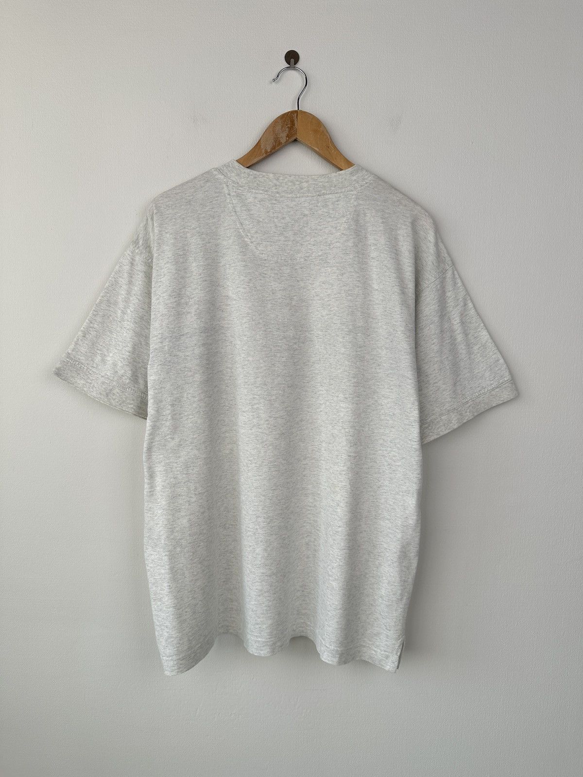 Carlo Colucci × Vintage Vintage Carlo Colucci Multicoloured Embroidered Logo T Shirt Size US XL / EU 56 / 4 - 2 Thumbnail