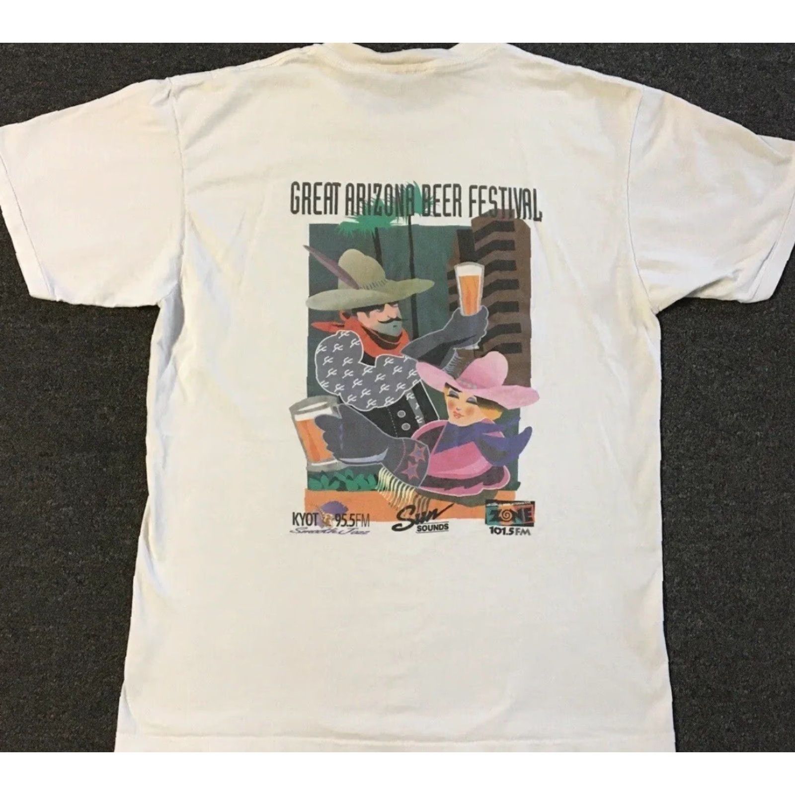 Vintage VINTAGE Arizona Beer Fest Faded Shirt M White Mens T-Shirt 90s Grunge Bar Cowboy Biker Rock USA 80s 90s Size US M / EU 48-50 / 2 - 2 Thumbnail
