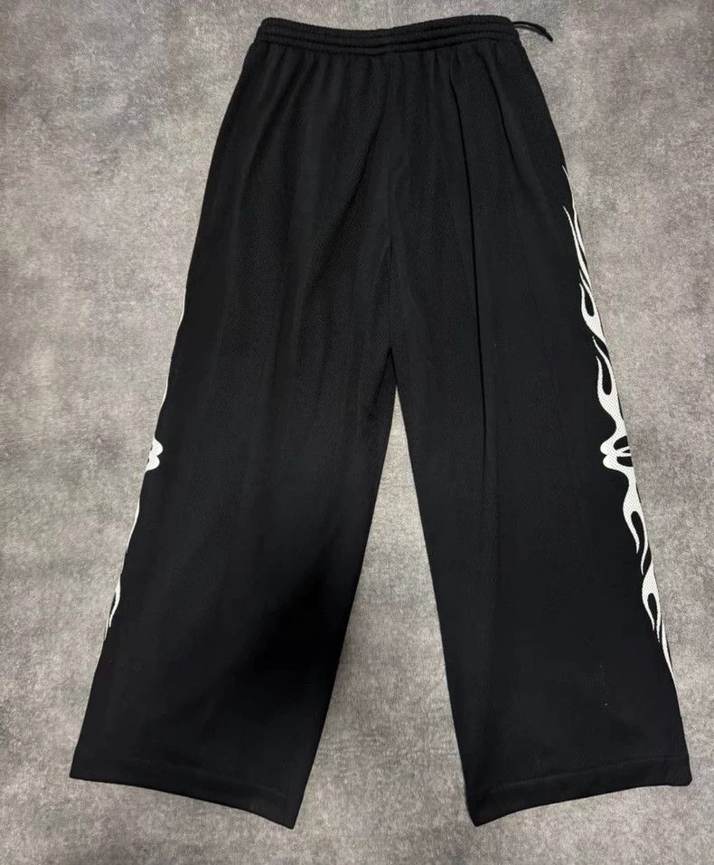 Balenciaga Balenciaga size XXS Double Ring Flame Netball Shorts Size US 27 - 2 Thumbnail