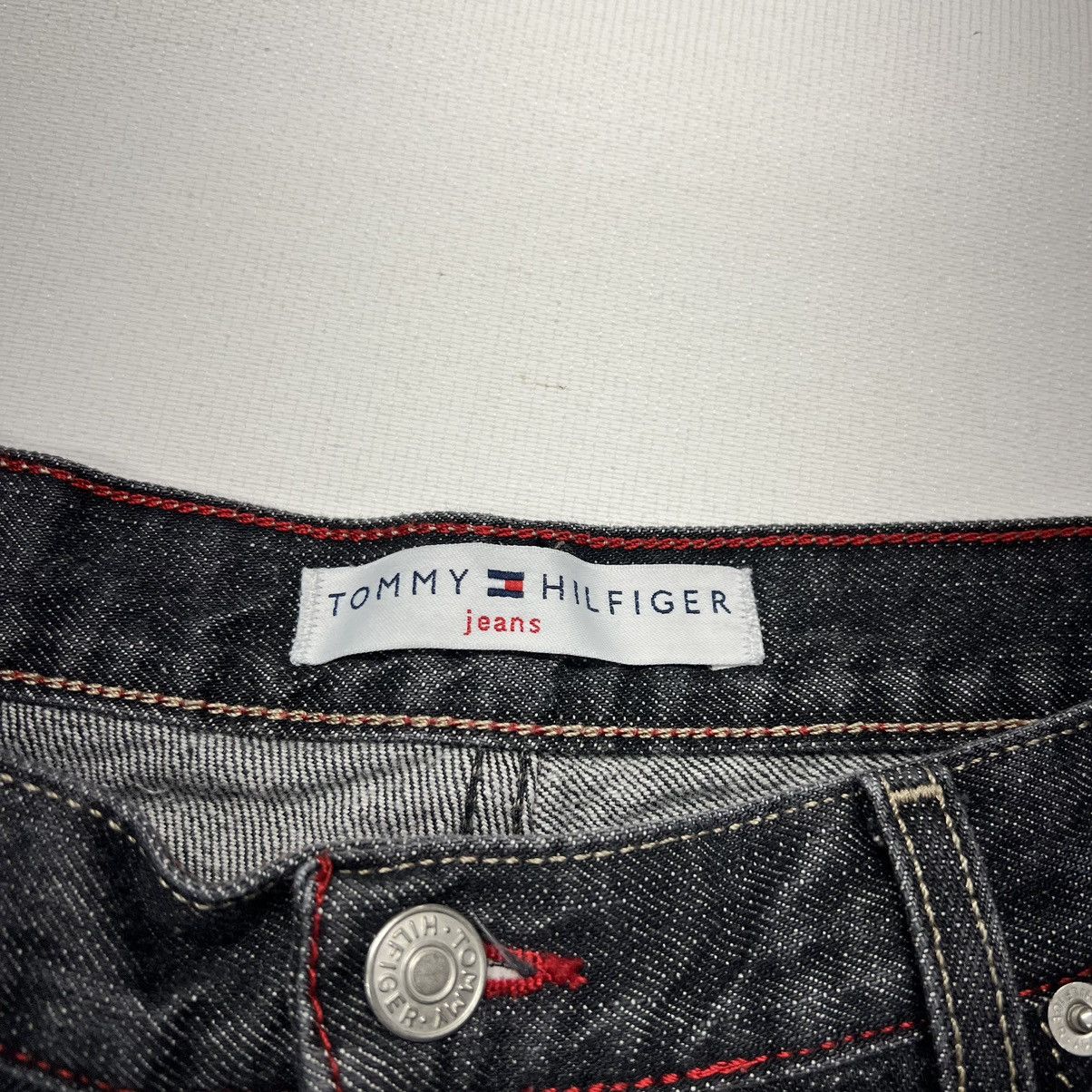 Tommy Hilfiger × Vintage Tommy Hilfiger Jeans Black Blasted Boyfriend Denim Faded Size 34" / US 12 / IT 48 - 8 Thumbnail