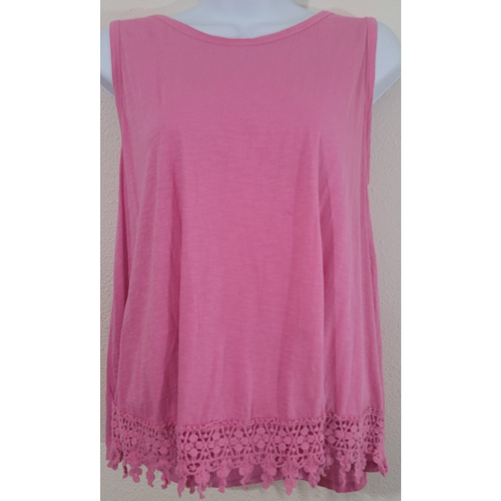 Other Crown & Ivy Beach Pink Slub Knit Crochet Detail Shirt PL Size L / US 10 / IT 46 - 1 Thumbnail