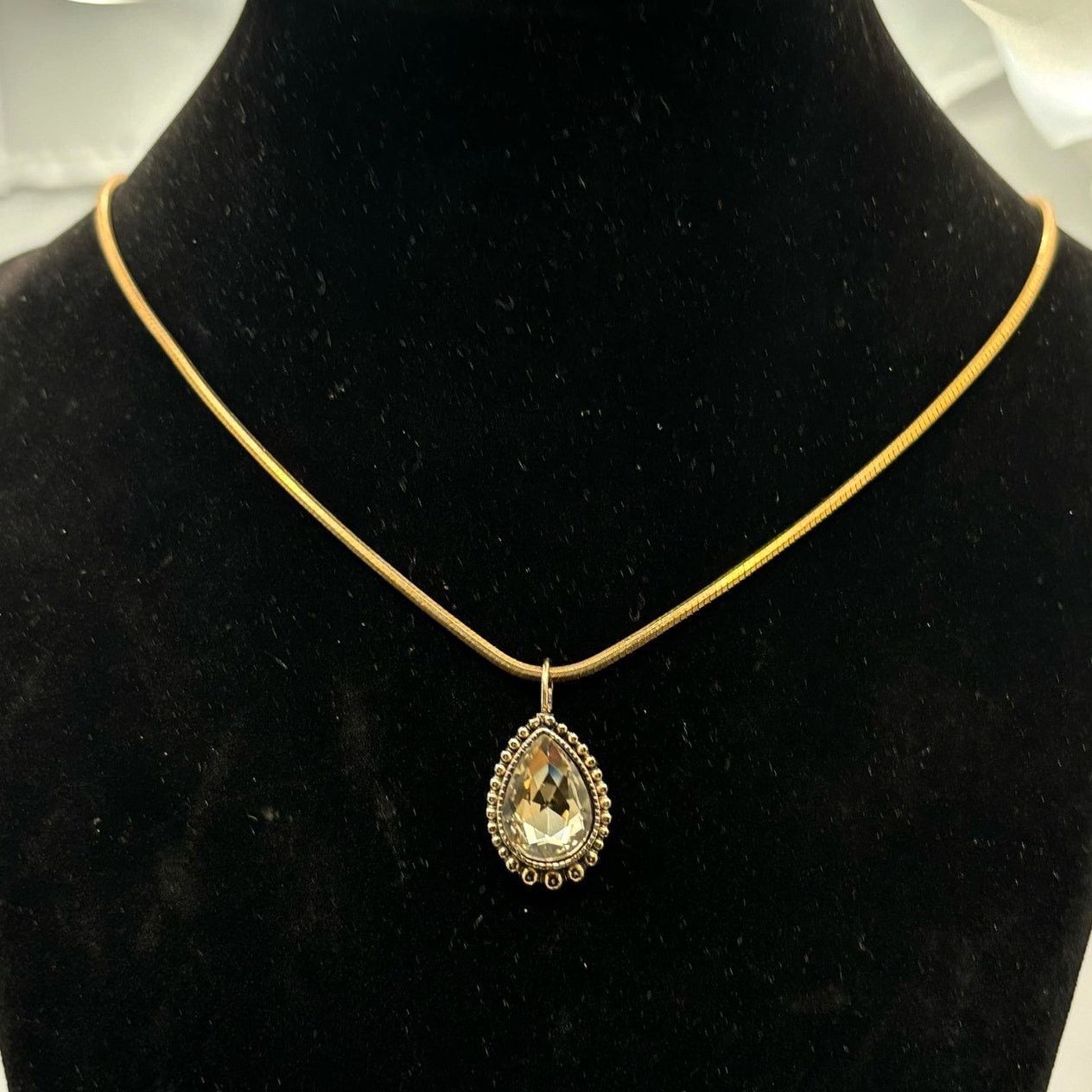 Other Gold Tear Drop Necklace Size ONE SIZE - 2 Thumbnail