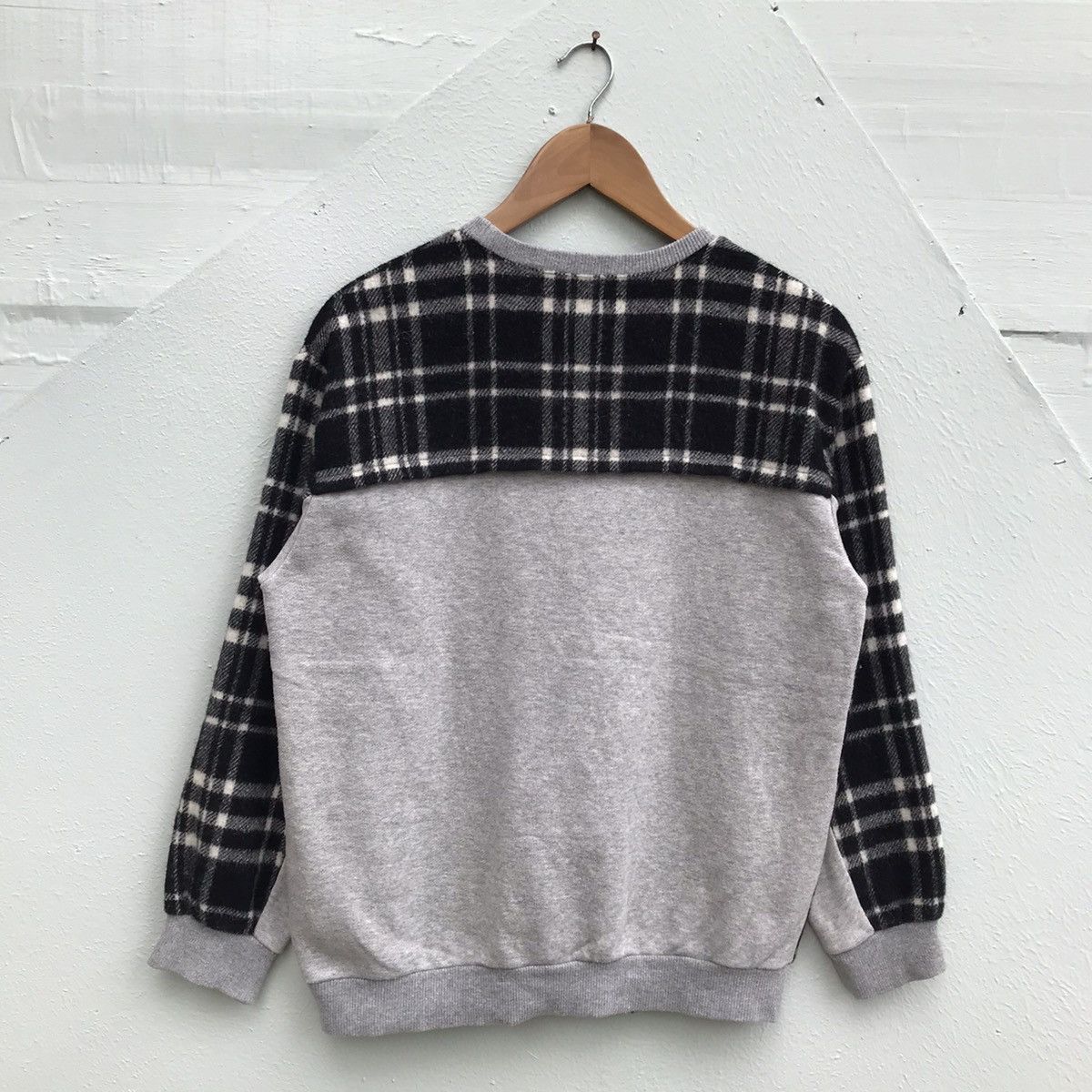 Stussy Stussy Japan two tones fabric crewneck sweater Size US S / EU 44-46 / 1 - 2 Thumbnail