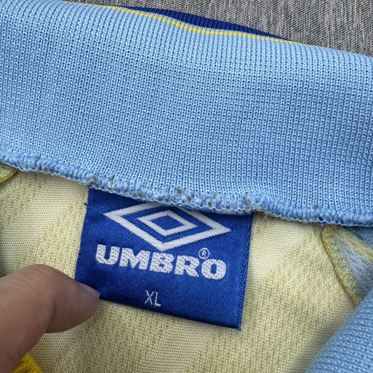 Umbro Chelsea 96/97 away shirt Size US XL / EU 56 / 4 - 7 Thumbnail