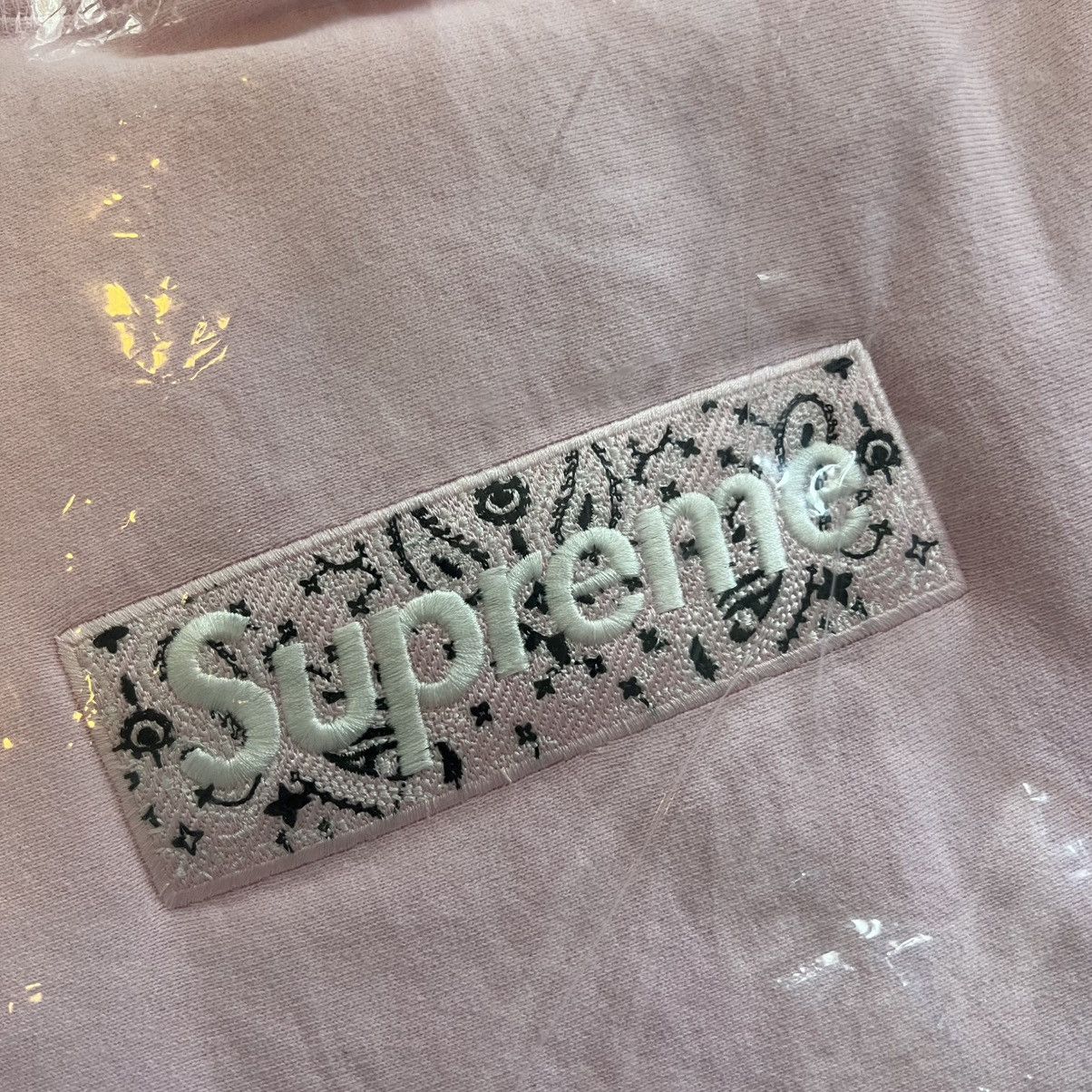 Supreme NEW Supreme Bandana Box Logo Hoodie Pink Paisley Medium Size US M / EU 48-50 / 2 - 3 Thumbnail