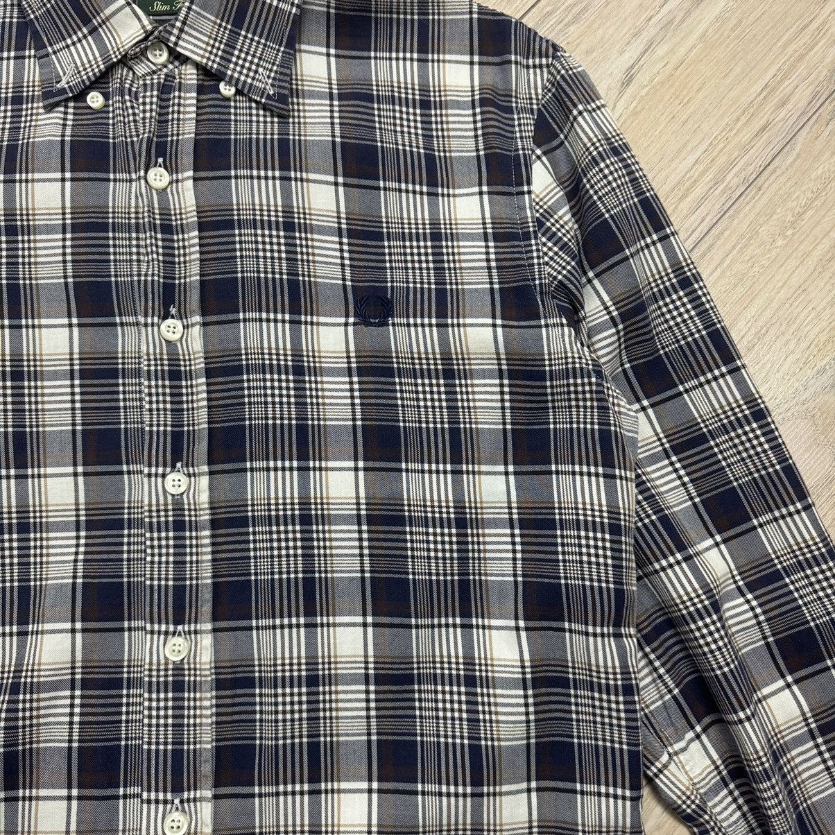 Designer Essential Fred Perry Navy Checkered Slim Fit Button Up Shirt Size US M / EU 48-50 / 2 - 5 Thumbnail