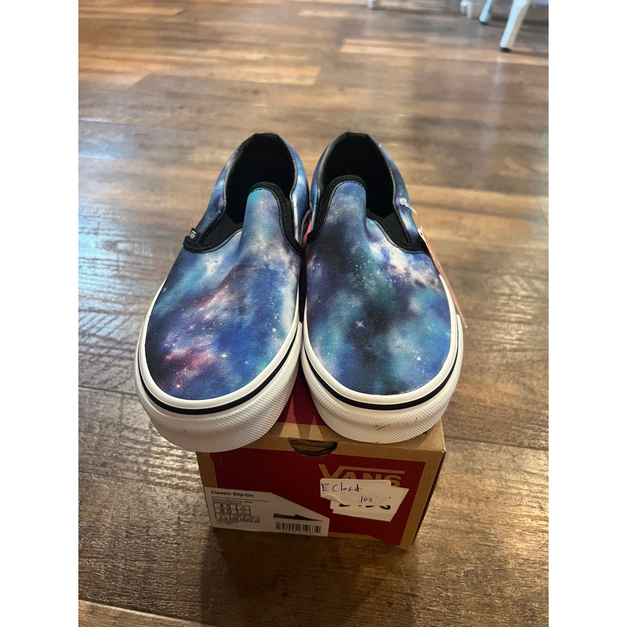 Vans Vans Classic Slip-On Mens 4.5 Women’s 6 Galaxy, Blue Canvas Size US 6 / IT 36 - 6 Thumbnail