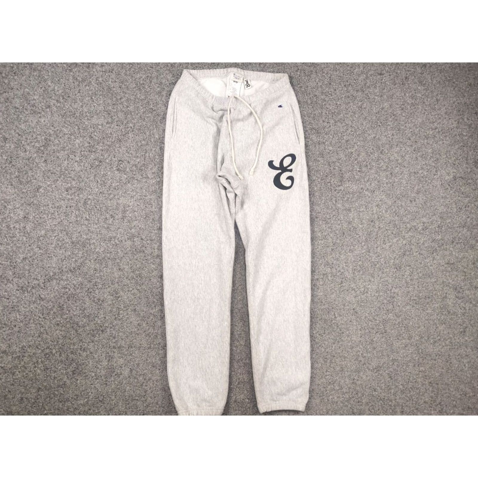 Champion Champion Sweat Pants for Men M Gray Cotton Big Logo Logo Pattern Old School Style Straight Fit Size US 31 - 6 Thumbnail