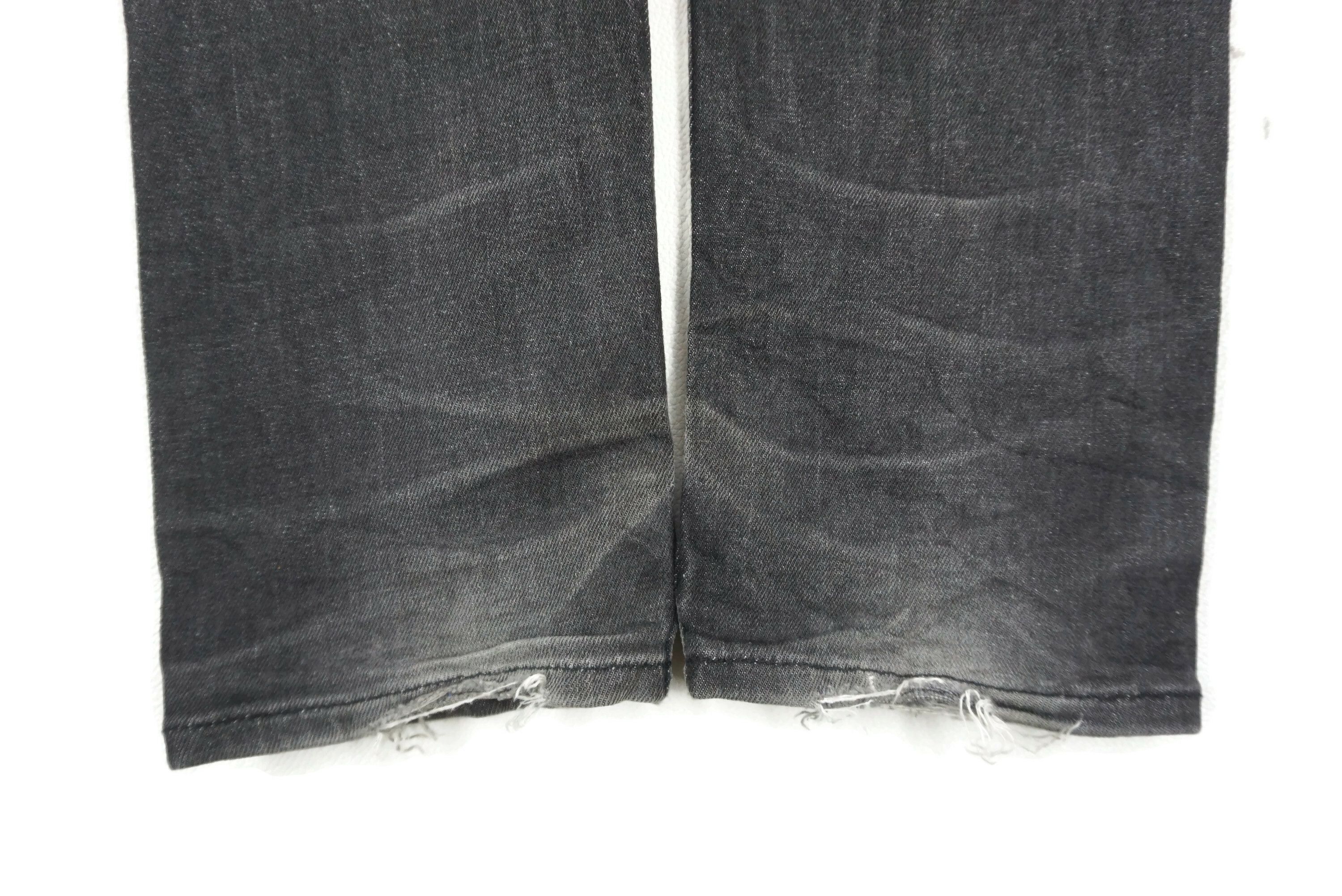 Lacoste Slim Fit Jeans Size 30 fit W31xL33 Lacoste Distressed Denim Size US 30 / EU 46 - 12 Thumbnail