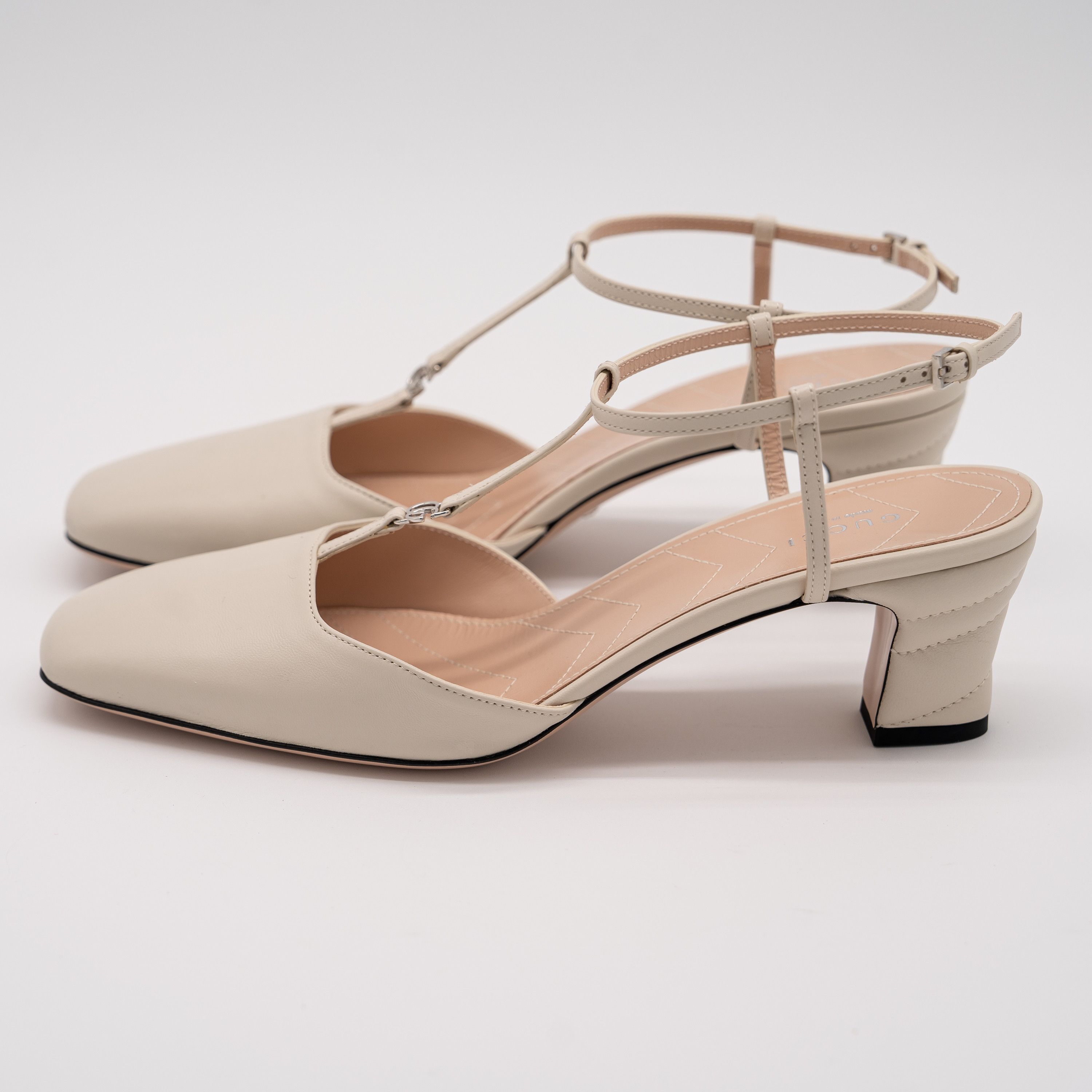 Gucci 40.5G 10.5 US Gucci GG Slingback Pump T-Strap White Size US 10.5 / IT 40.5 - 4 Thumbnail
