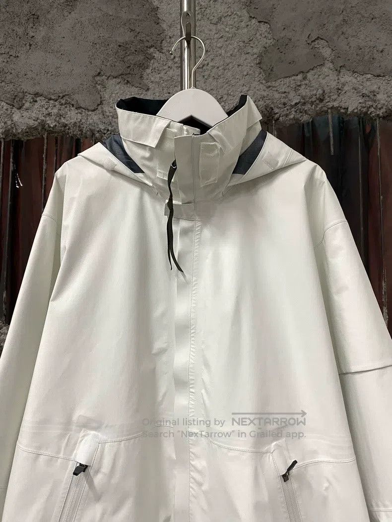 Acronym Acronym White Windbreaker Size US M / EU 48-50 / 2 - 3 Thumbnail