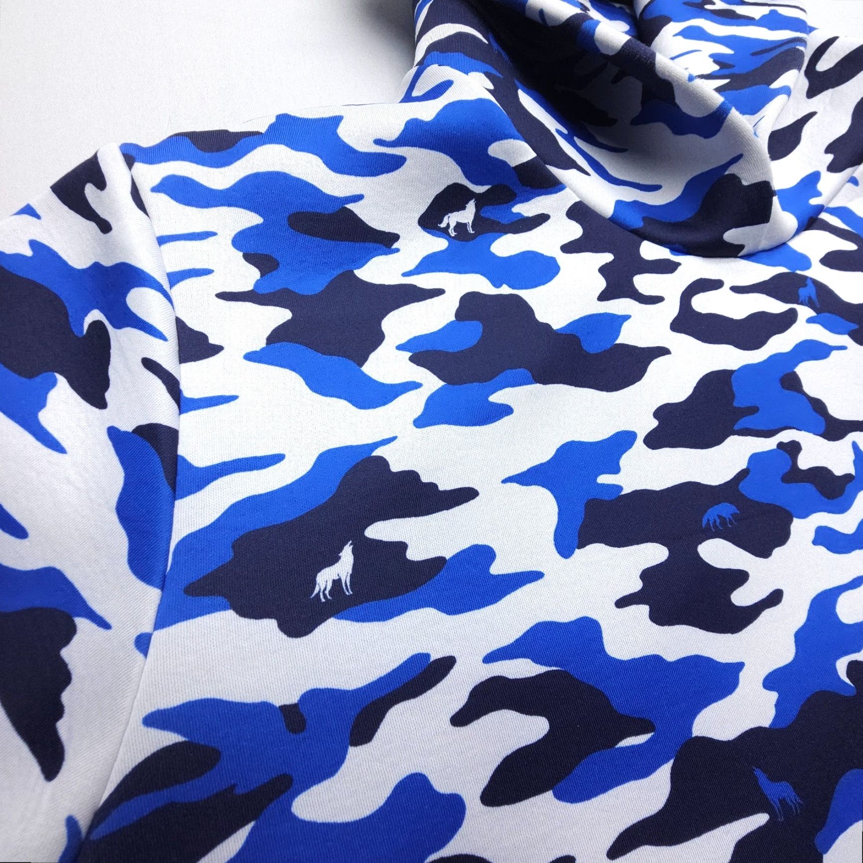Vintage Greyson Camoscape Chene Hoodie Mens Small Blue Camouflage Wolf Print Performance Golf Shirt Size US S / EU 44-46 / 1 - 3 Thumbnail