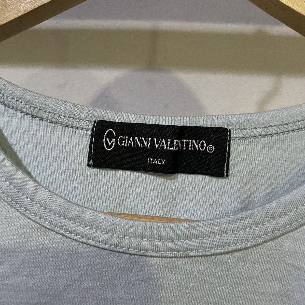 Gianni Valentino × Valentino × Vintage Gianni Valentino Italy Spell Out Big Logo Blue Tee Shirt M Size US M / EU 48-50 / 2 - 5 Thumbnail