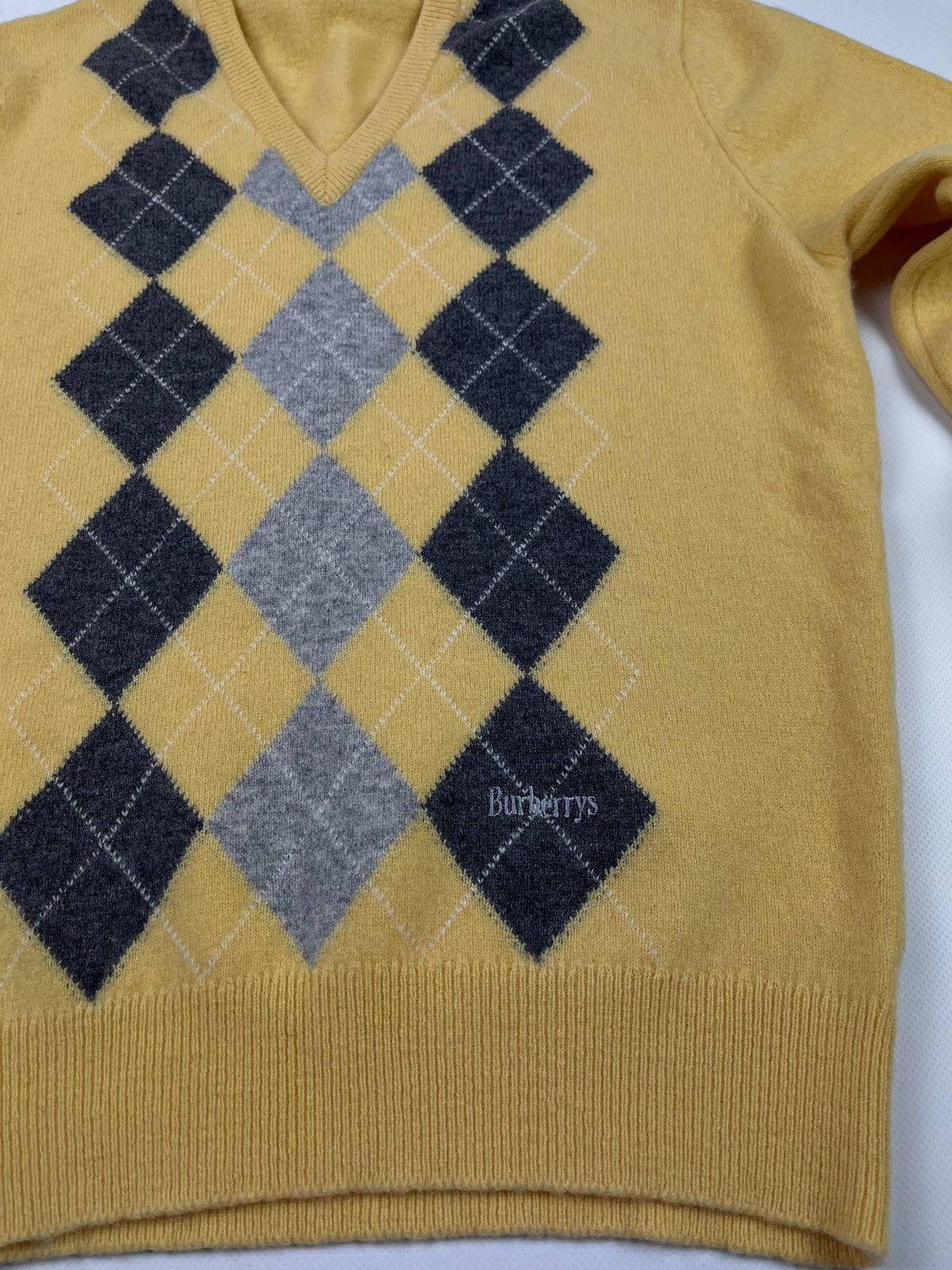 Burberry Burberry’s Vintage Sweater Stripped V-Neck 100Pure Lambswool Size US S / EU 44-46 / 1 - 8 Thumbnail