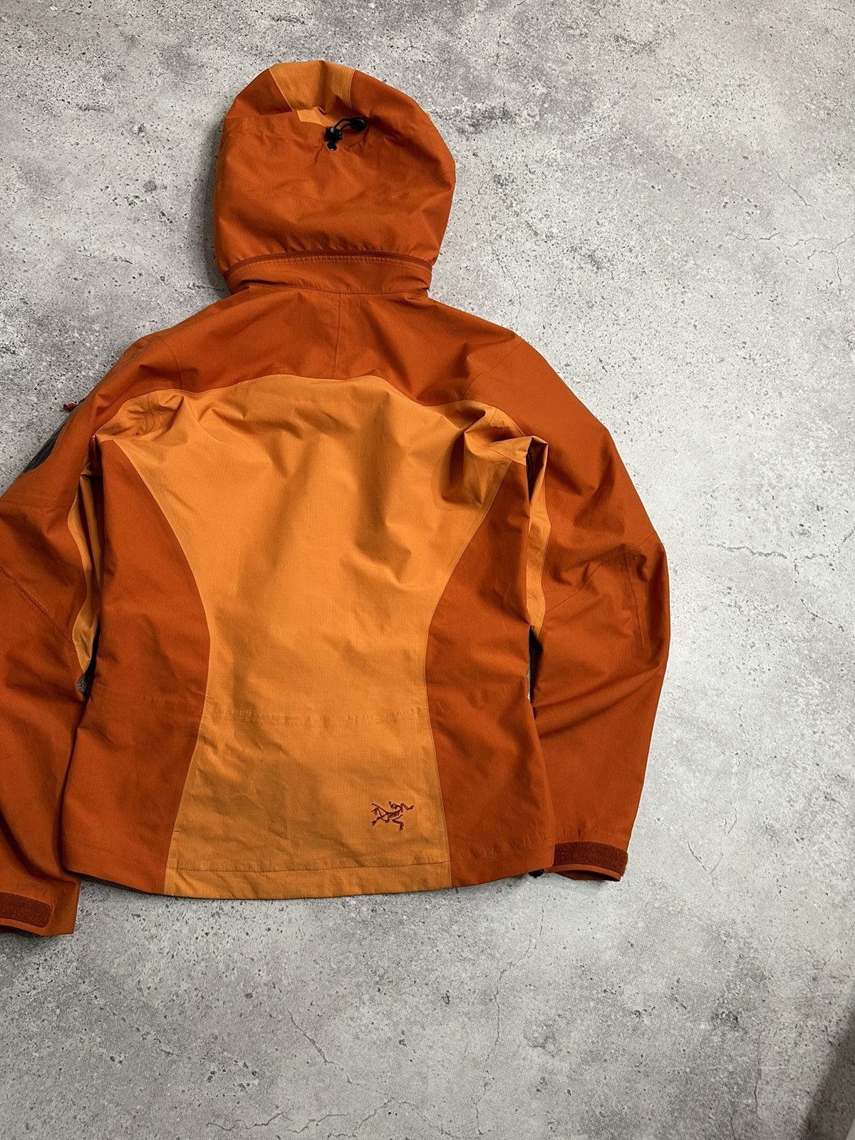 Arc'teryx Arc'teryx SideWinder Gore-Tex Pro Shell Orange Recco Jacket Size XS / US 0-2 / IT 36-38 - 25 Thumbnail