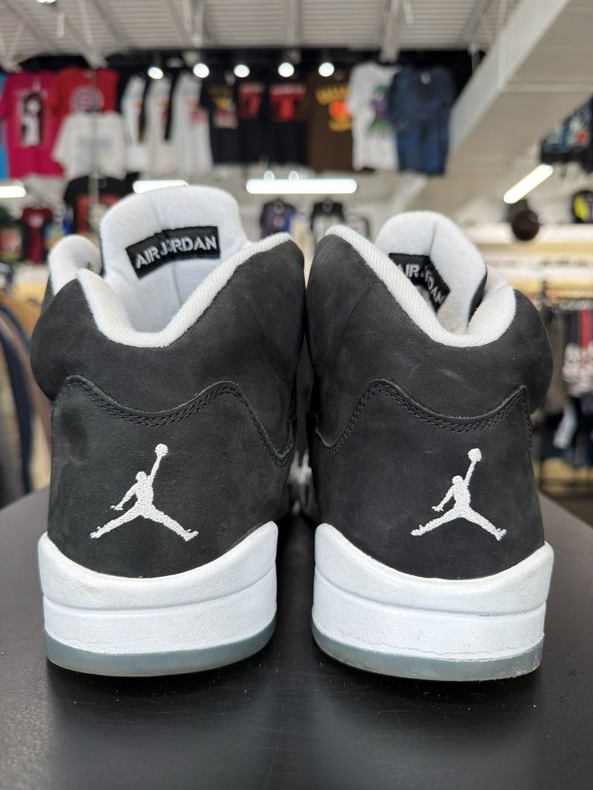 Jordan Brand Air Jordan 5 Moonlight Size 13 (2021) Size US 13 / EU 46 - 5 Thumbnail
