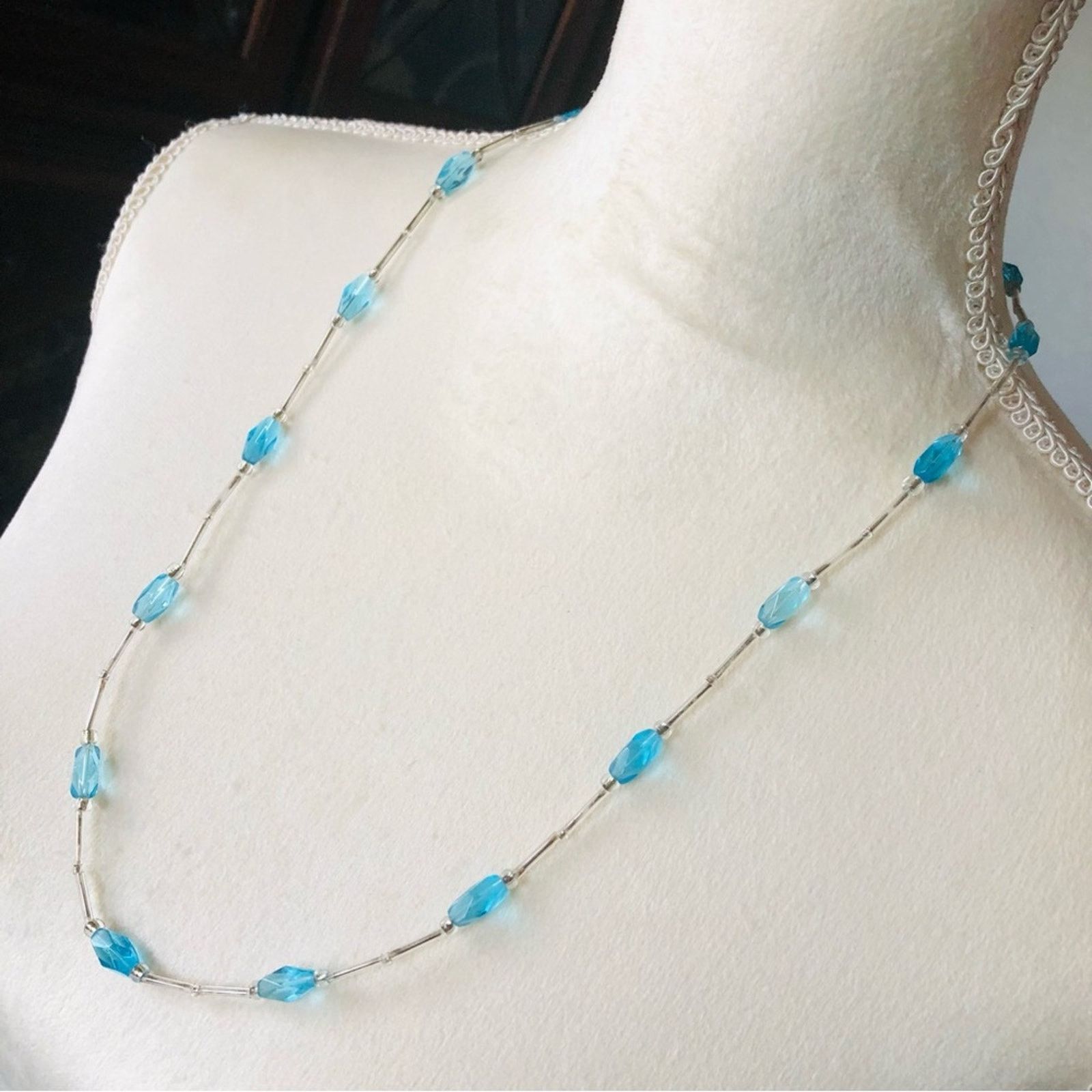 Handmade Hand crafted faceted blue glass beaded necklace Size ONE SIZE - 3 Thumbnail