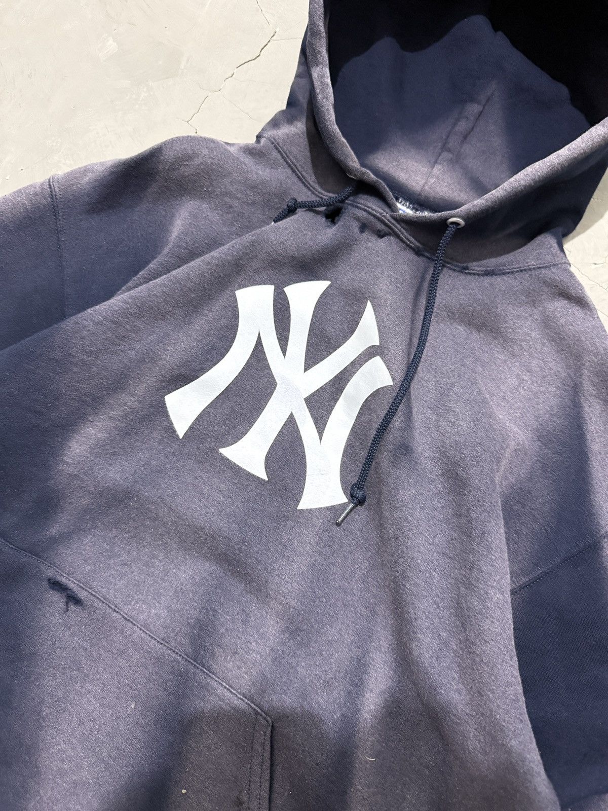 New York Yankees 2000s Sunfaded New York Yankees Studed Hoodie Size US M / EU 48-50 / 2 - 4 Thumbnail