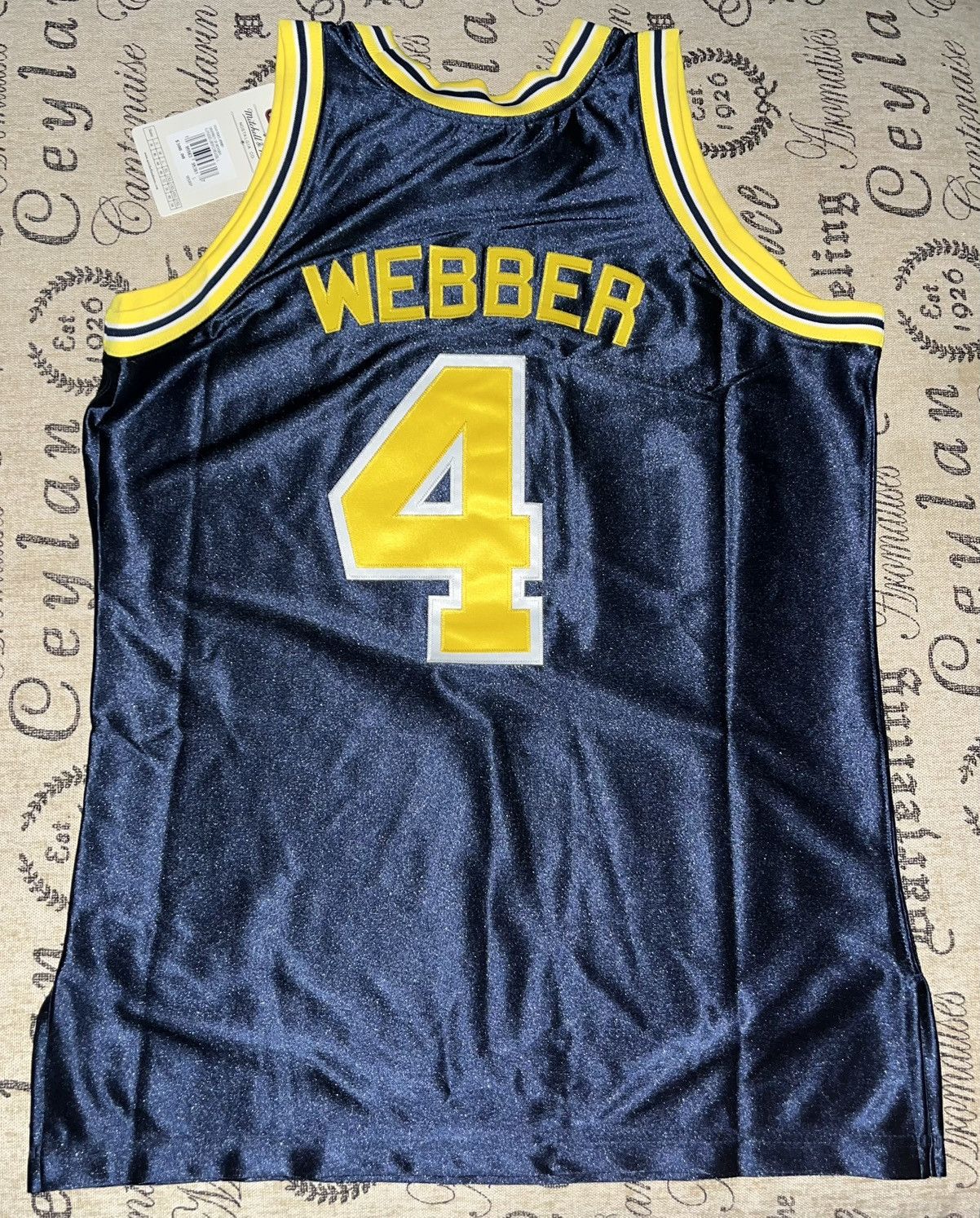 Mitchell & Ness Mitchell & Ness Michigan Chris Webber jersey sz L Size US L / EU 52-54 / 3 - 5 Thumbnail