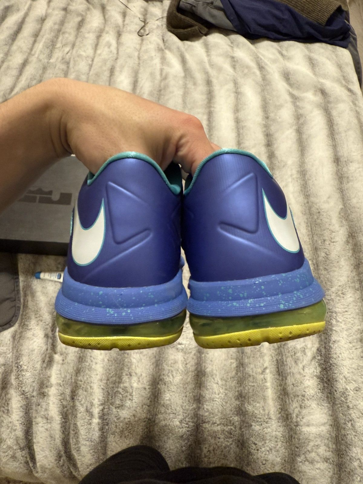 Nike Nike LeBron 10 Low ‘Sprite’ Size US 9 / EU 42 - 4 Thumbnail