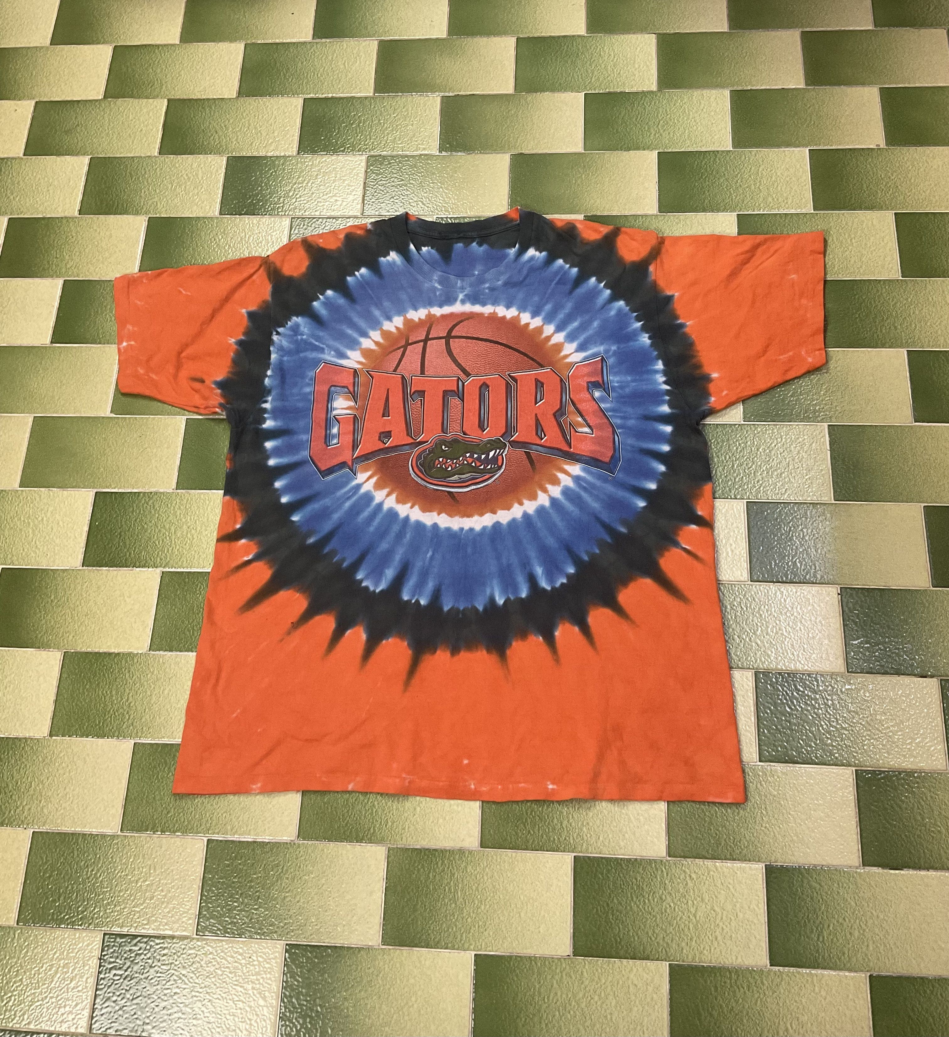 Nike Vintage 90s NCAA Florida Gators Basketball Tie Dye T-Shirt Size US XL / EU 56 / 4 - 1 Thumbnail