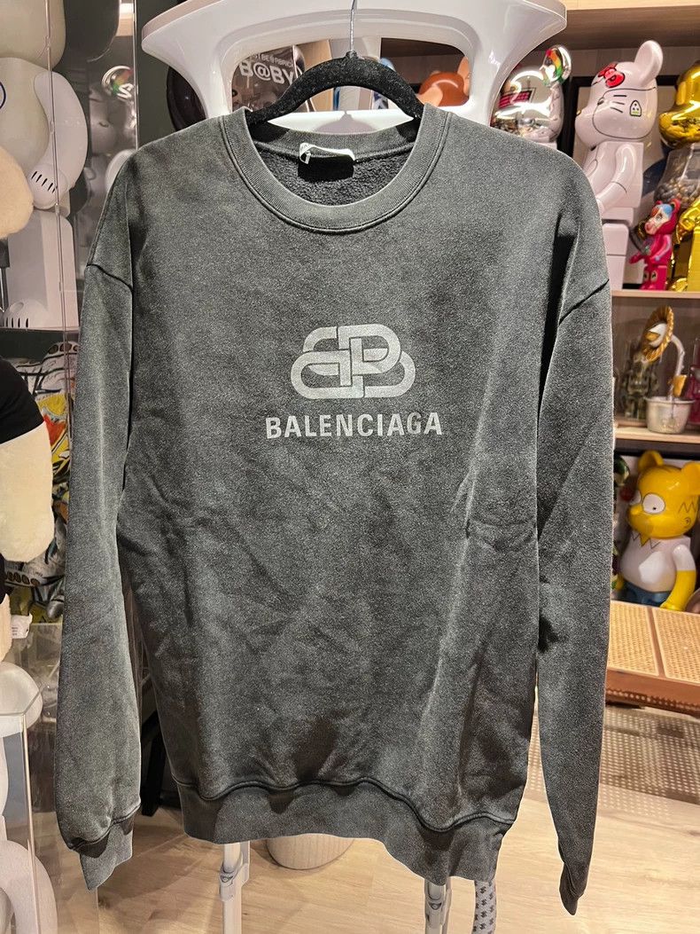 Balenciaga Balenciaga Out of Print Washed Grey Zip-Up Hoodie - Person Size US S / EU 44-46 / 1 - 1 Thumbnail