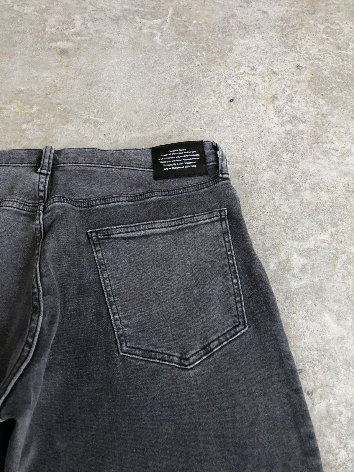 GU × Undercover Undercover x Gu Distressed Slim Jeans Size US 33 - 18 Thumbnail