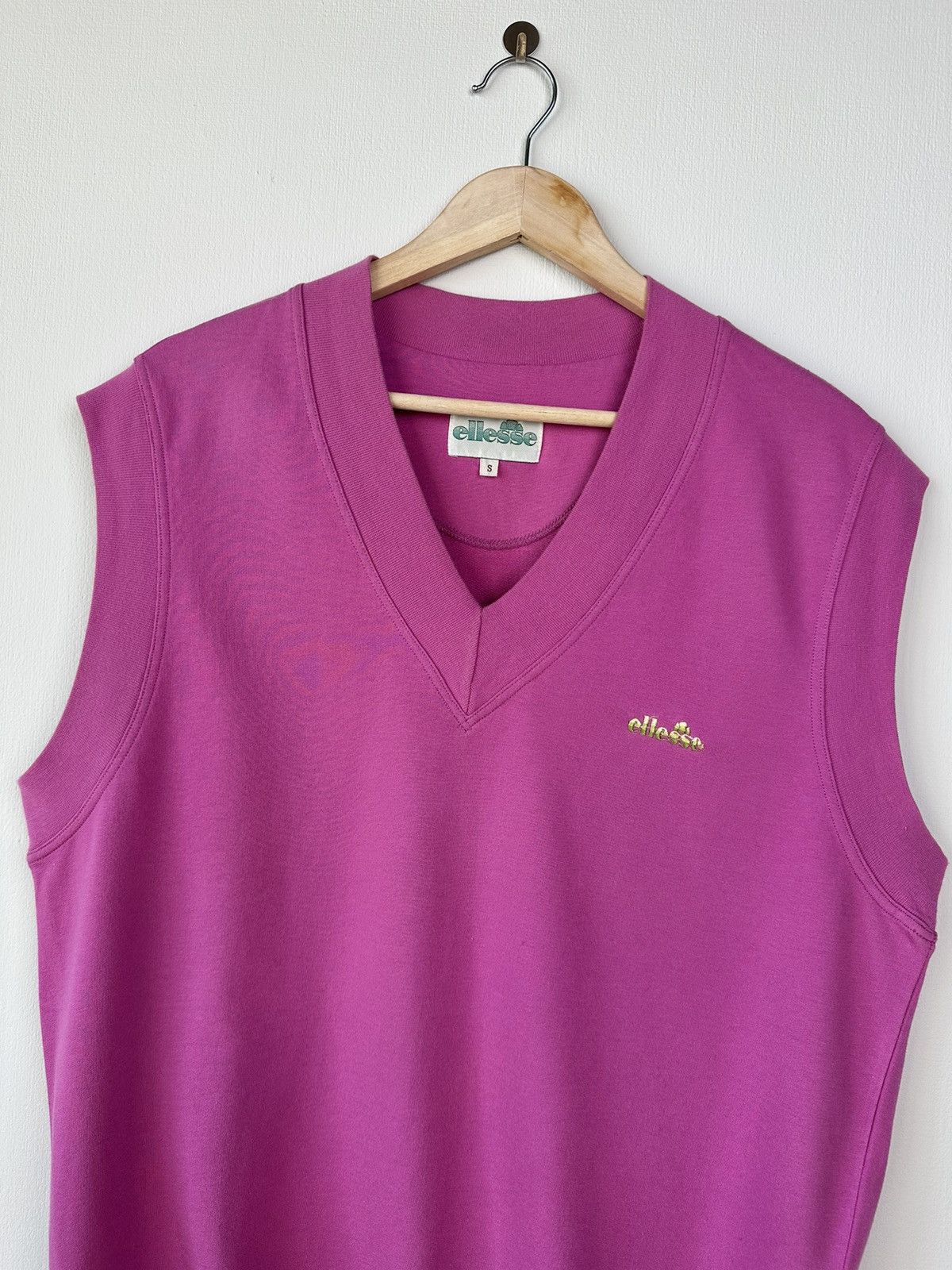 Ellesse Rare Vintage ELLESSE Vest Sweatshirt Sweater Men’s size S Size US S / EU 44-46 / 1 - 3 Thumbnail