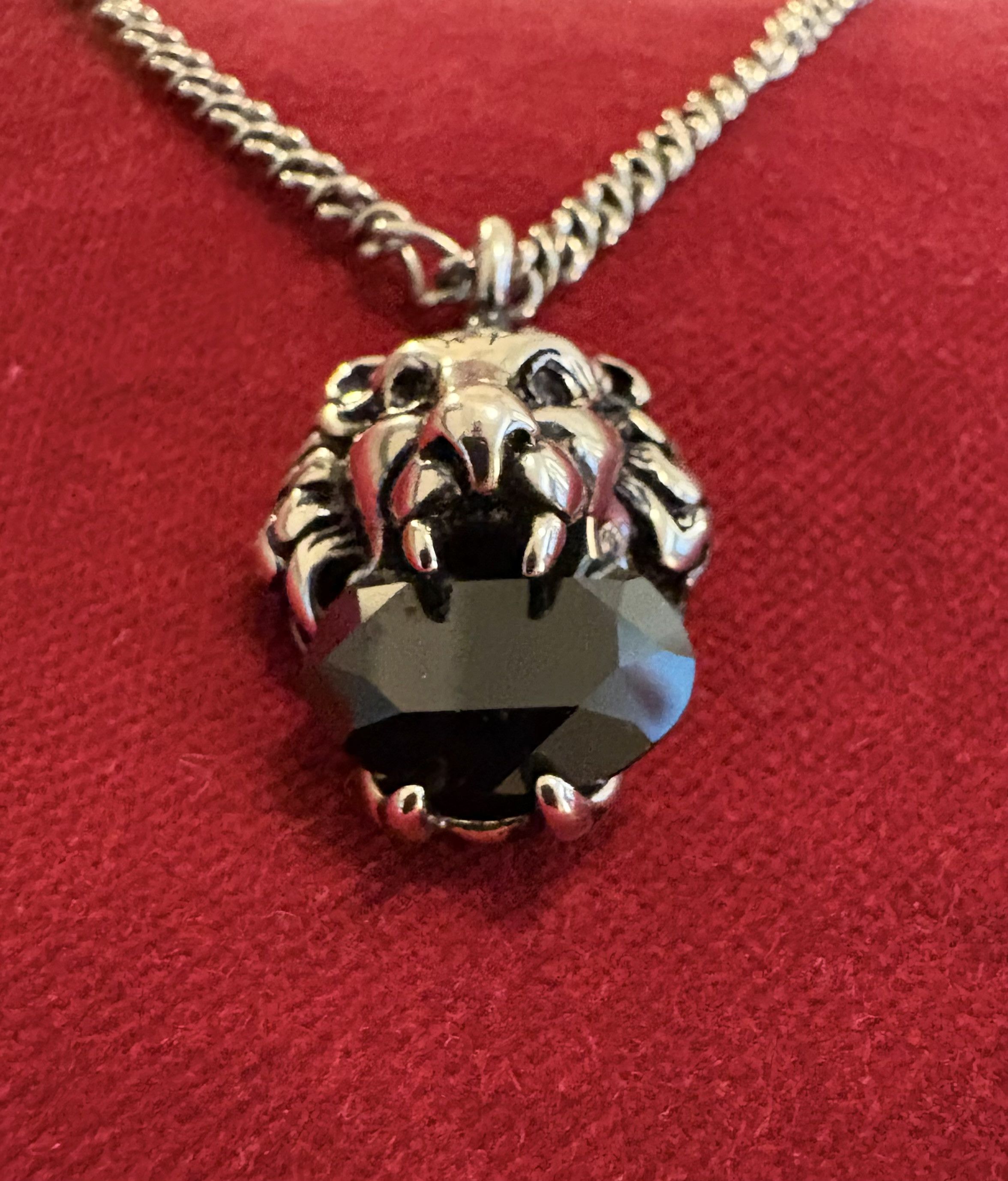 Gucci Lion Necklace Size ONE SIZE - 2 Thumbnail
