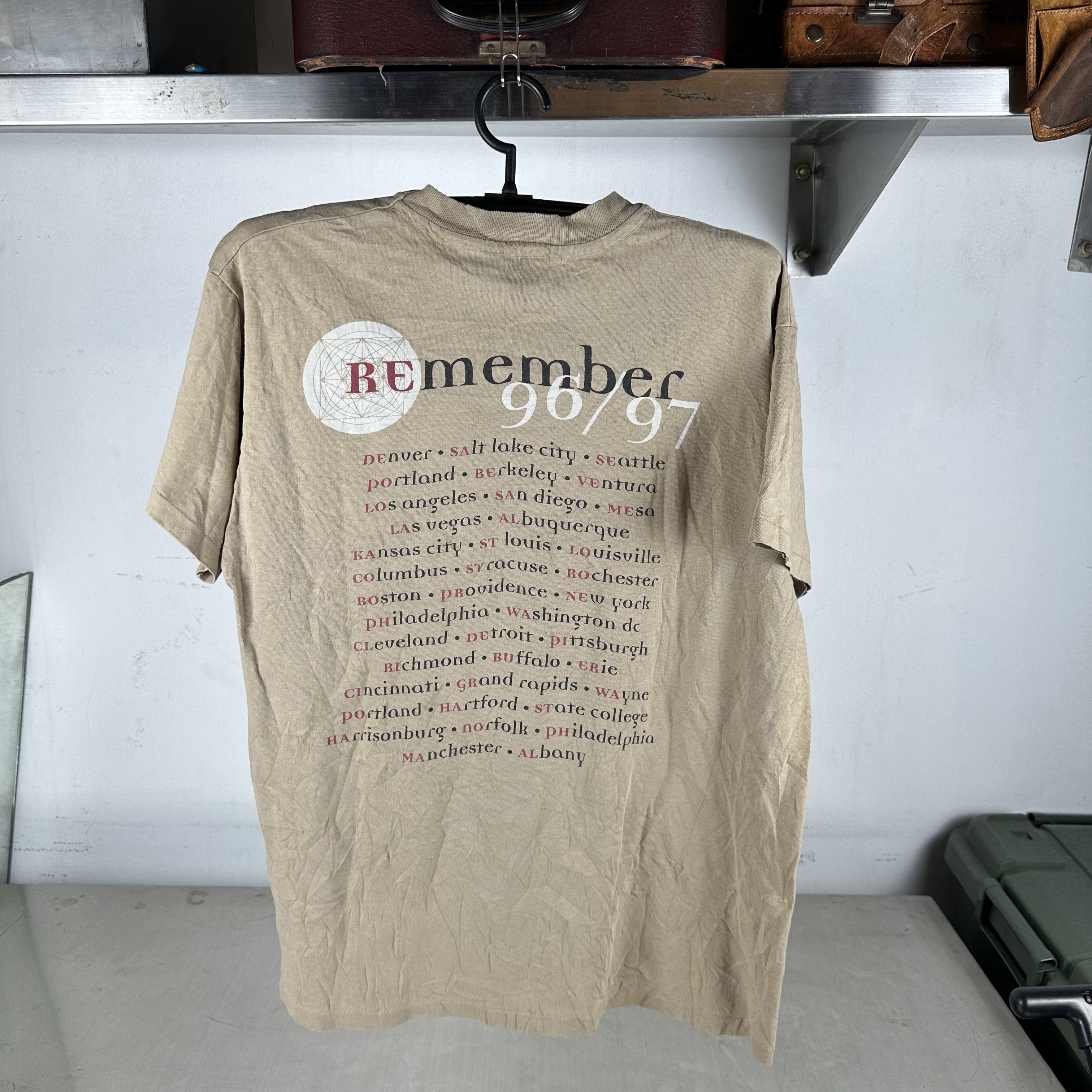 Vintage 1996/97 Rusted Root Remember Tour Concert T-Shirt Size US L / EU 52-54 / 3 - 3 Thumbnail