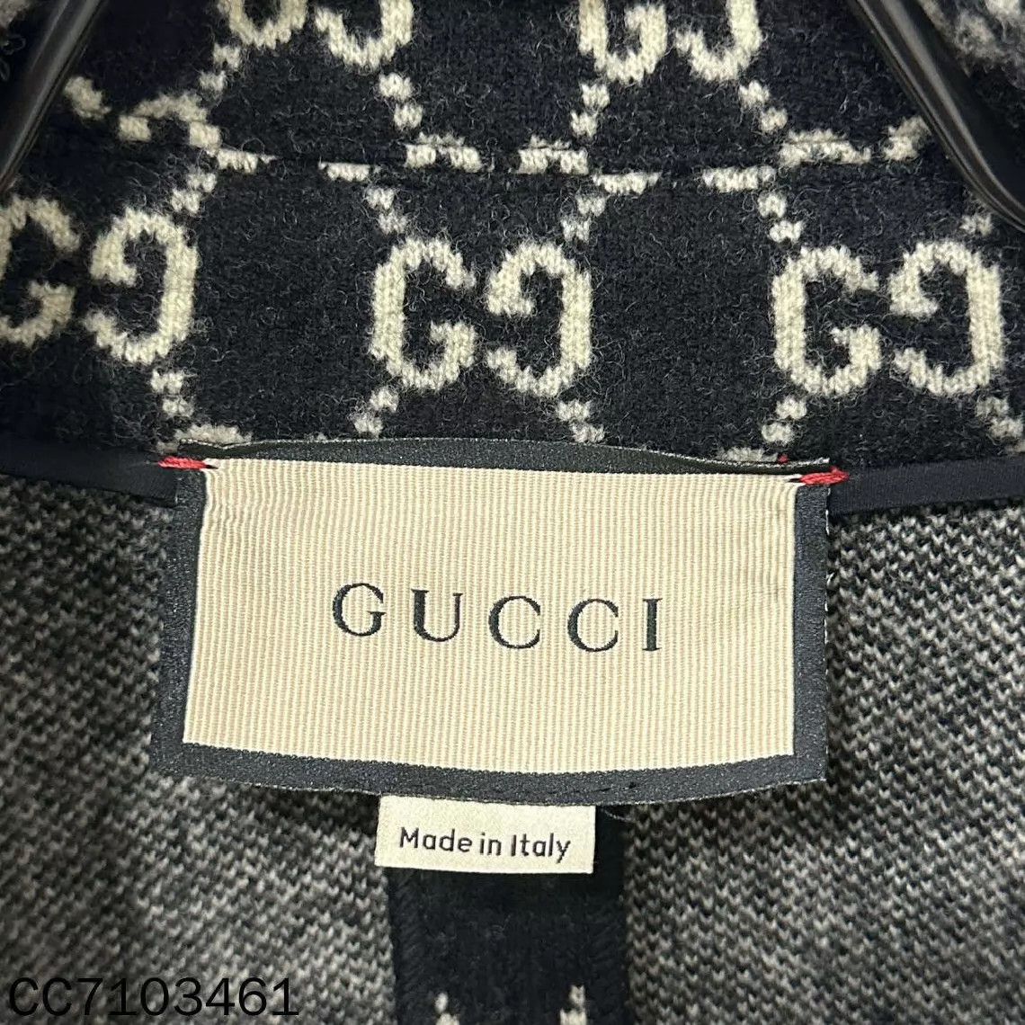 Gucci GUCCI all over print gold button draped shawl coat L Size L / US 10 / IT 46 - 5 Thumbnail