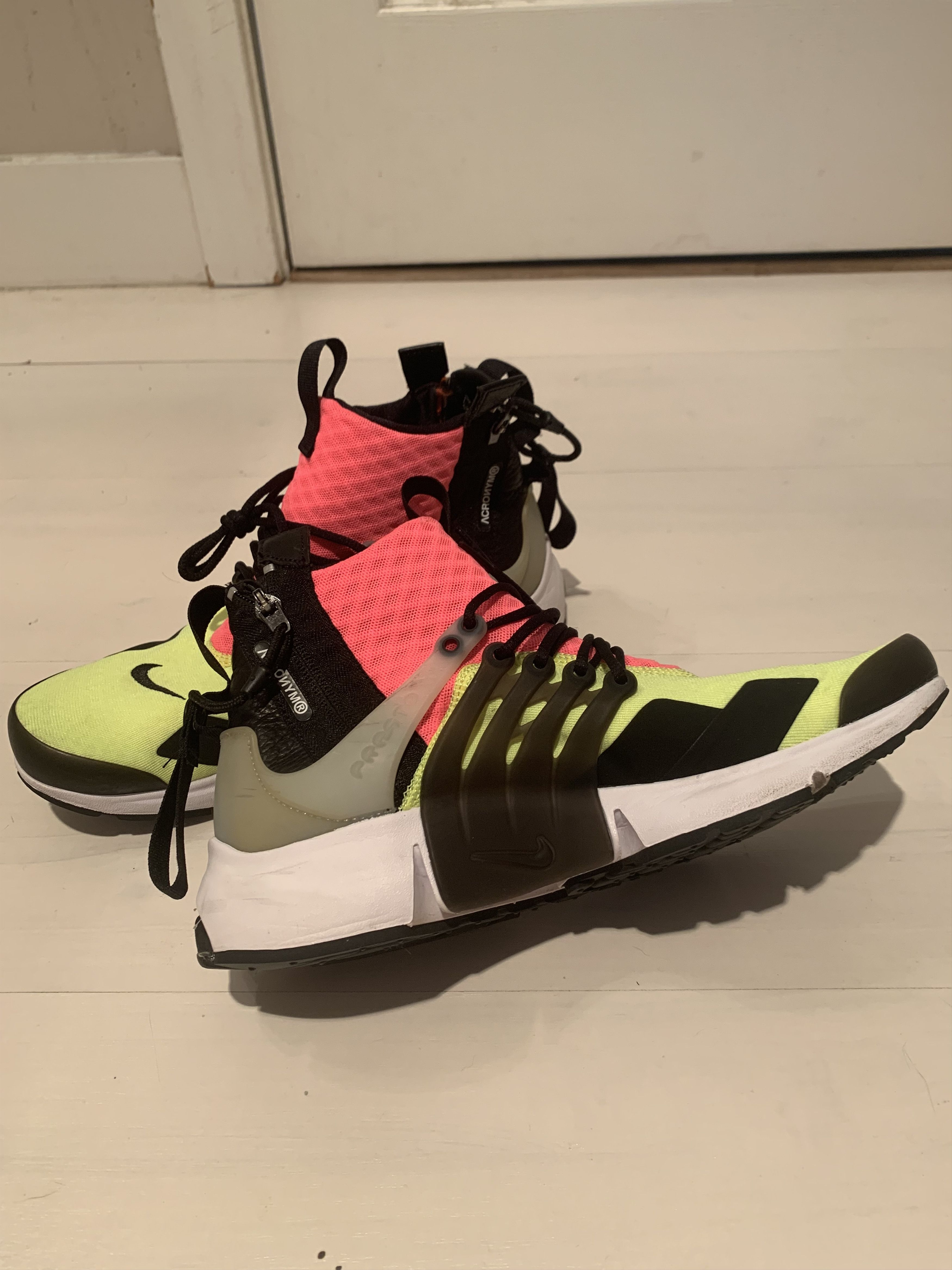 Acronym × Nike Acronym Nike Air Presto Mid Volt XS Size US 8.5 / EU 41-42 - 6 Thumbnail