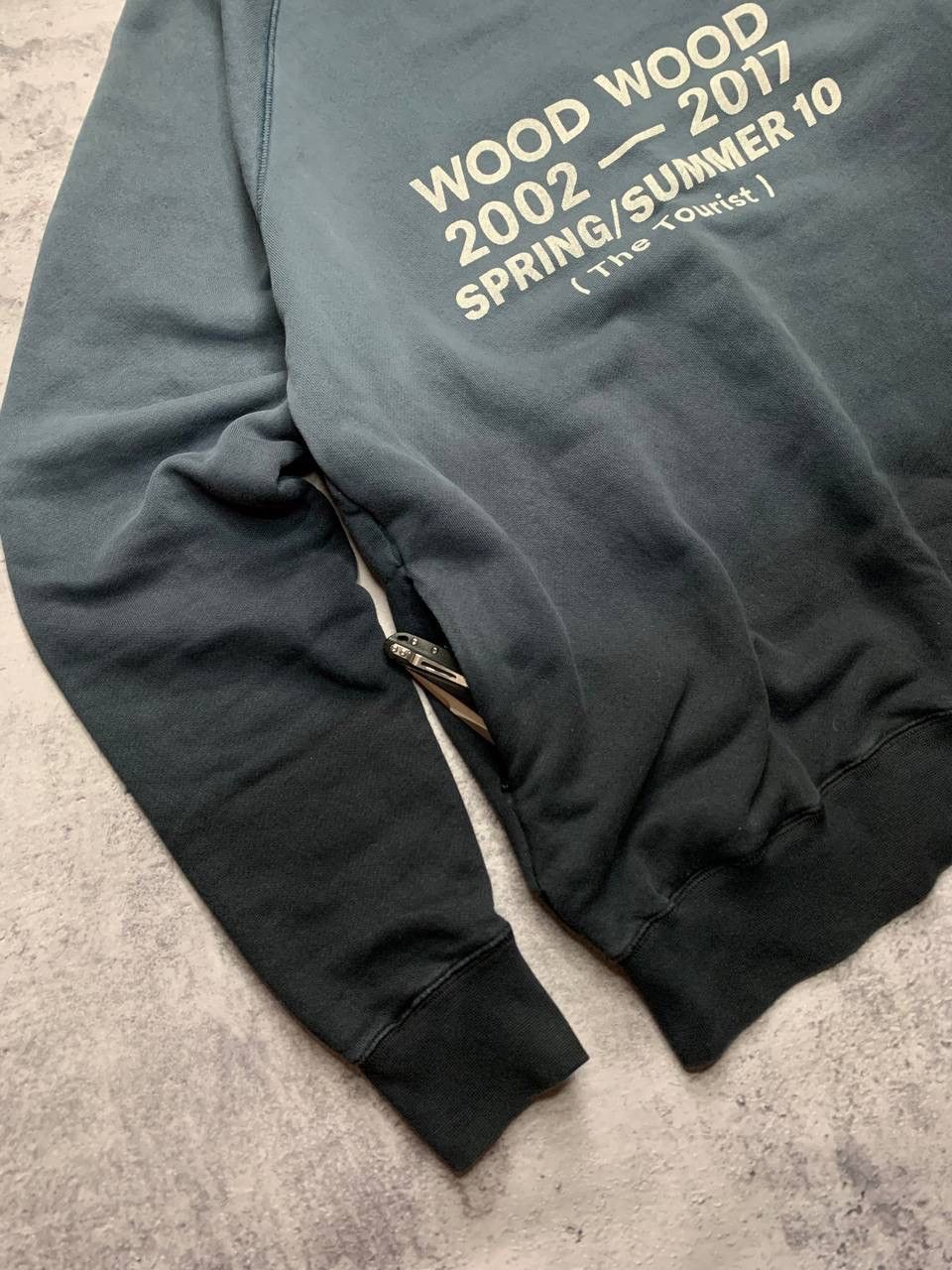 Wood Wood Wood Wood the tourist crewneck sweatshirt Size US M / EU 48-50 / 2 - 5 Thumbnail