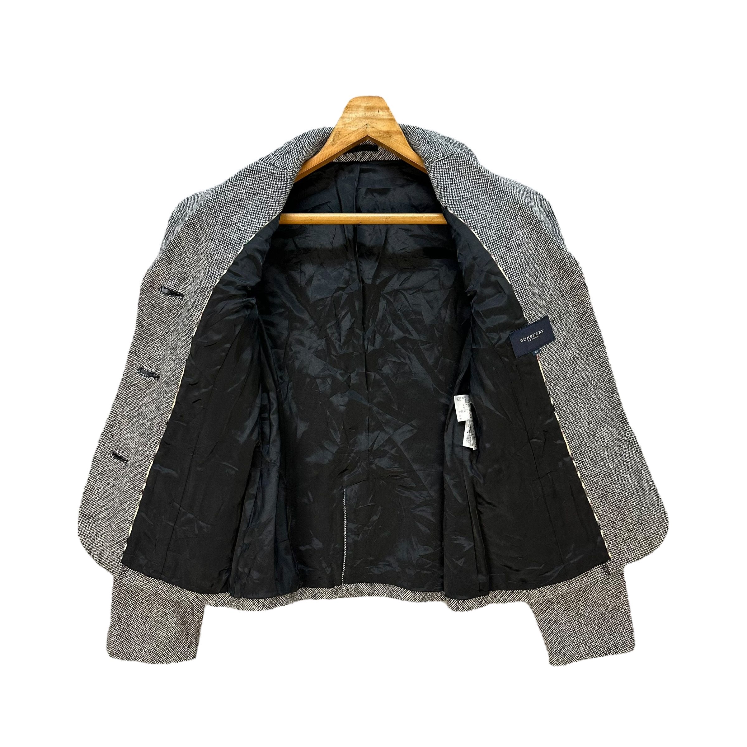 Burberry BURBERRY Wool Blend Belted Cropped Jacket #A73-1760 Size S / US 4 / IT 40 - 7 Thumbnail