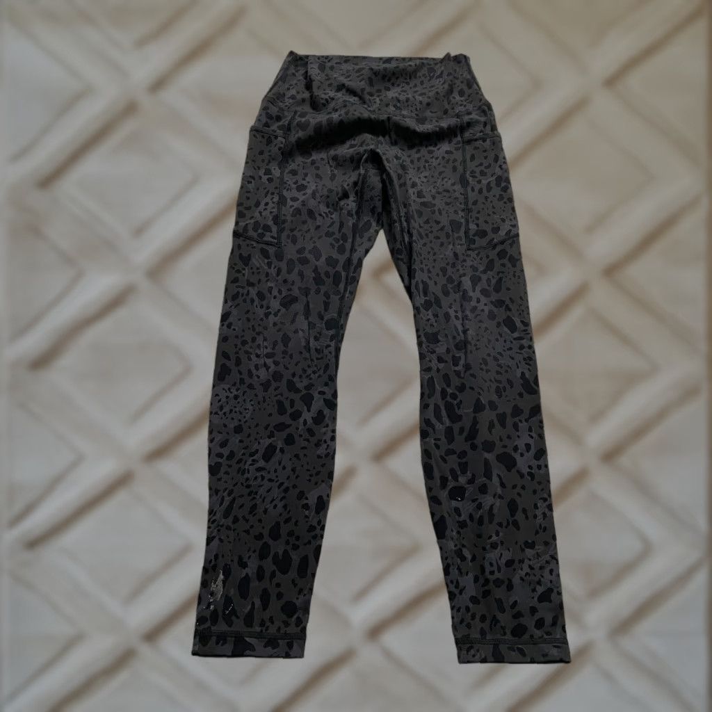 Vintage Unbranded Compression Leggings Womens Gray Leopard Athletic Gym Run 26x24 Size 42" / US 20 - 1 Thumbnail