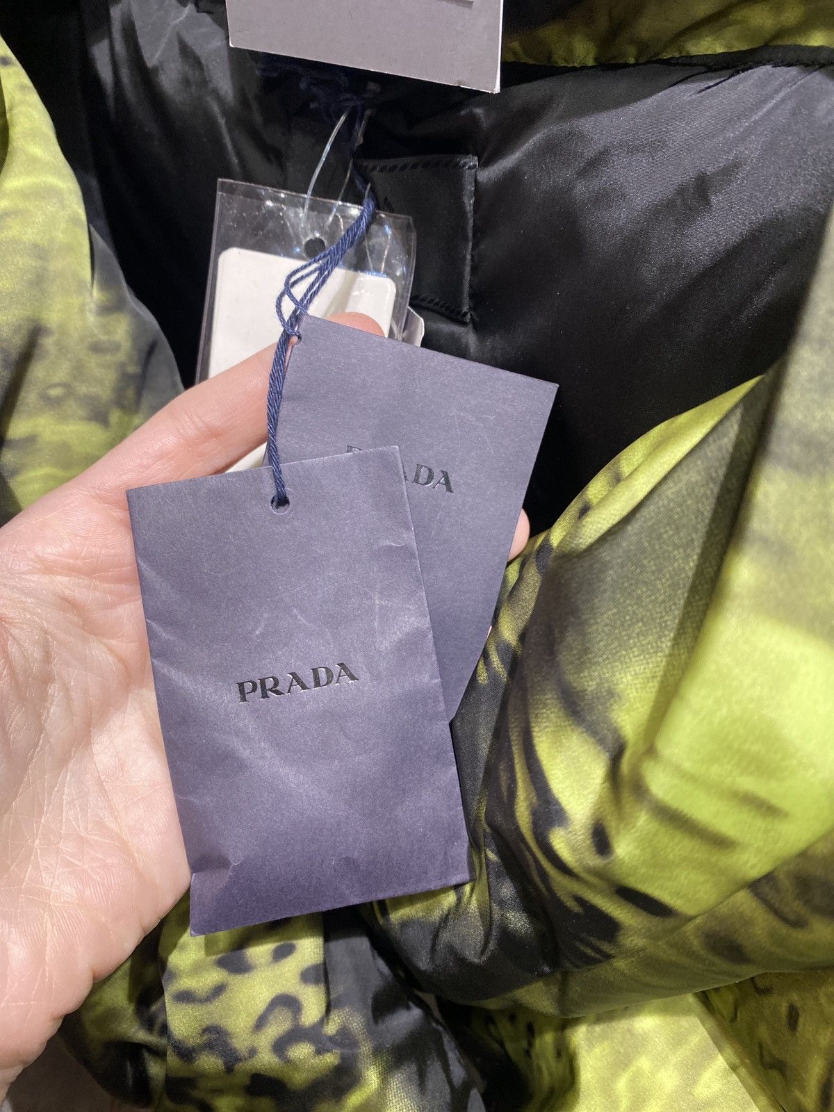 Prada Prada holographic print down jacket. Size XS / US 0-2 / IT 36-38 - 7 Thumbnail