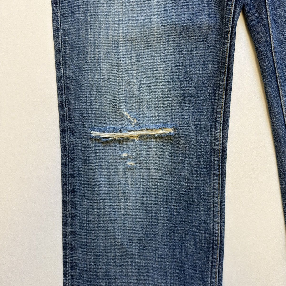 Helmut Lang OG ‘Thrashed Whiskered’ Blue Denim Jeans Size US 34 / EU 50 - 10 Thumbnail