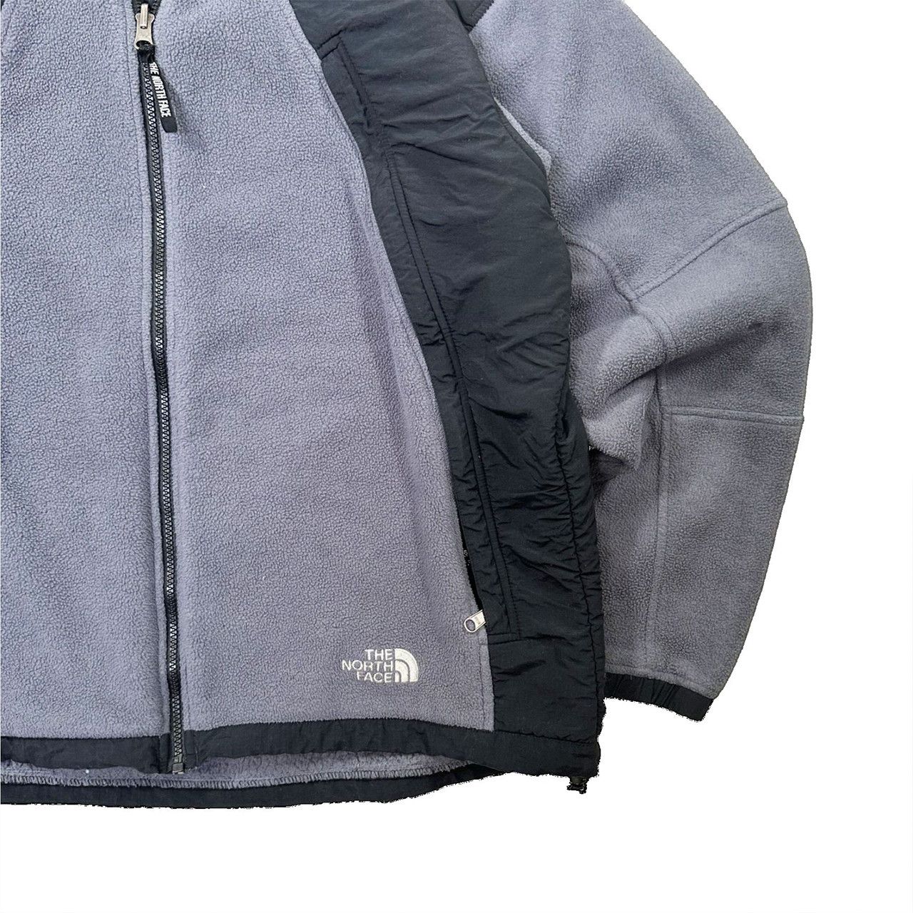 Vintage Vintage Authentic The North Face Blue Fleece Denali Sweater Size US L / EU 52-54 / 3 - 3 Thumbnail