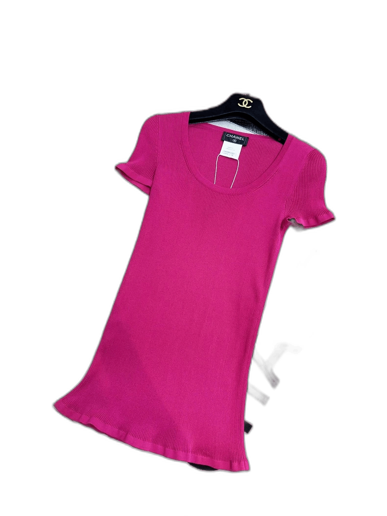 Chanel Chanel Pink Short Sleeve Knit Top Size M / US 6-8 / IT 42-44 - 1 Thumbnail