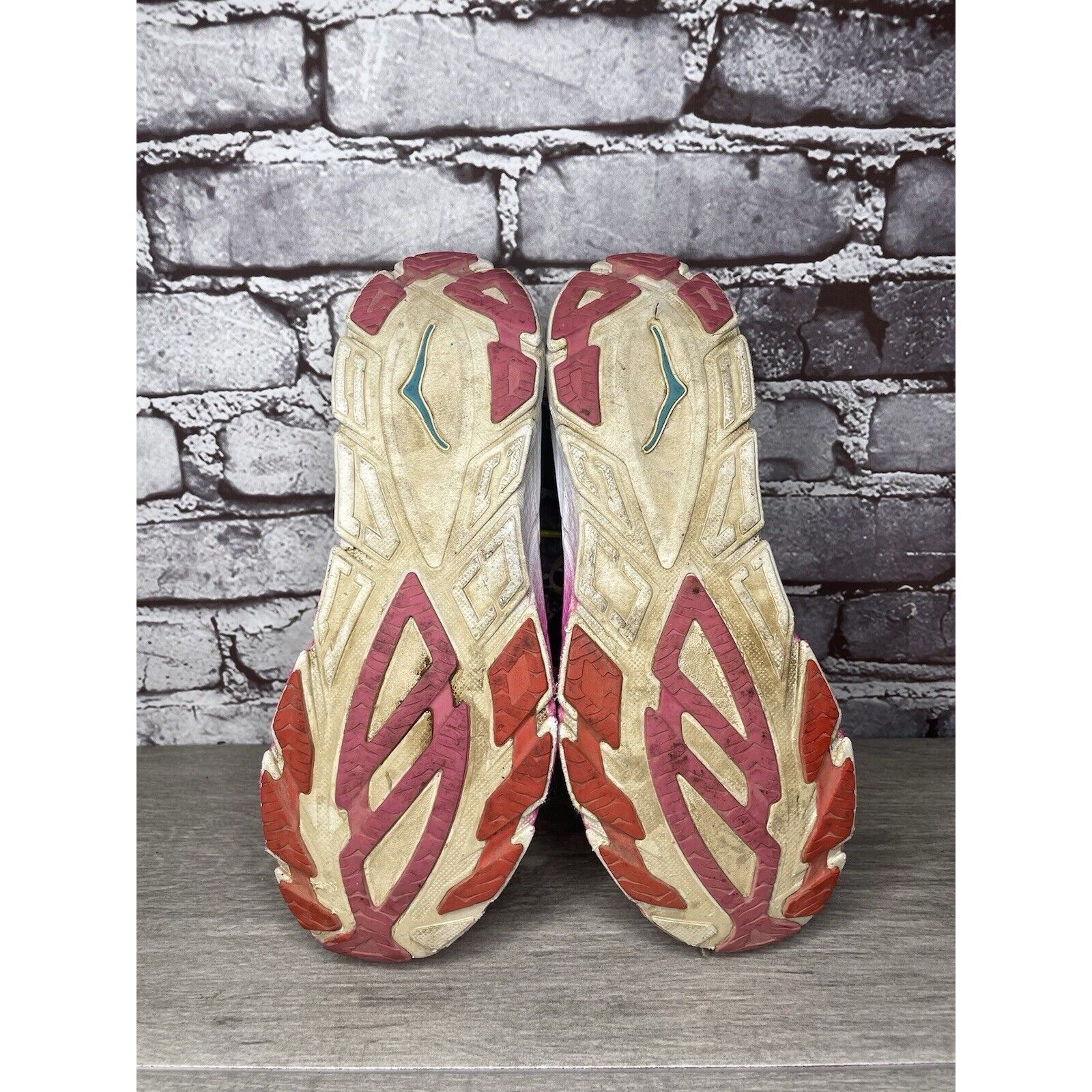 Hoka HOKA ONE TRACER Pink FUSCIA CITRUS Lace Up Sneakers Women 9M Size US 9 / IT 39 - 18 Thumbnail