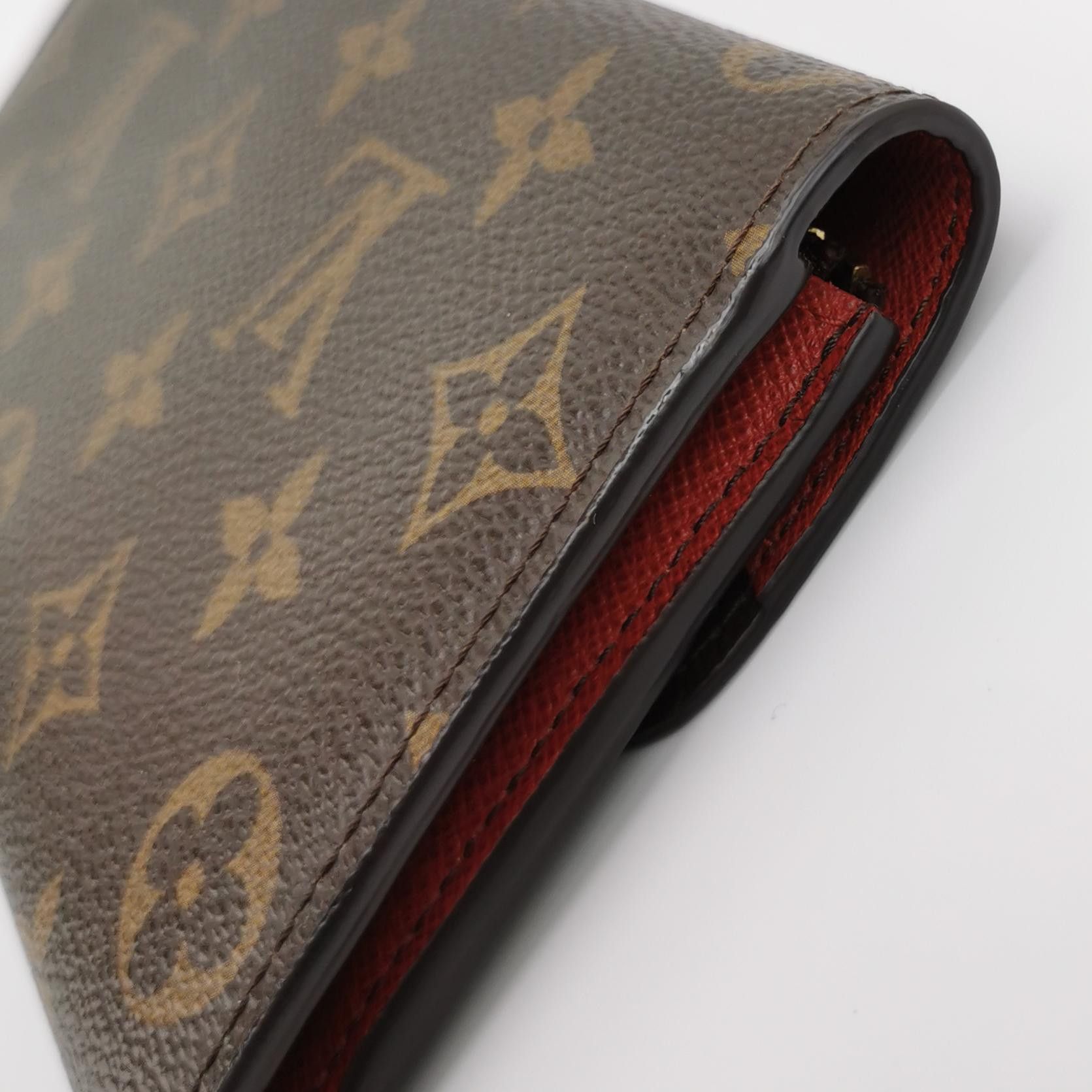 Louis Vuitton Louis Vuitton (LV) Emilie leather Monogram print snap walle Size ONE SIZE - 7 Thumbnail