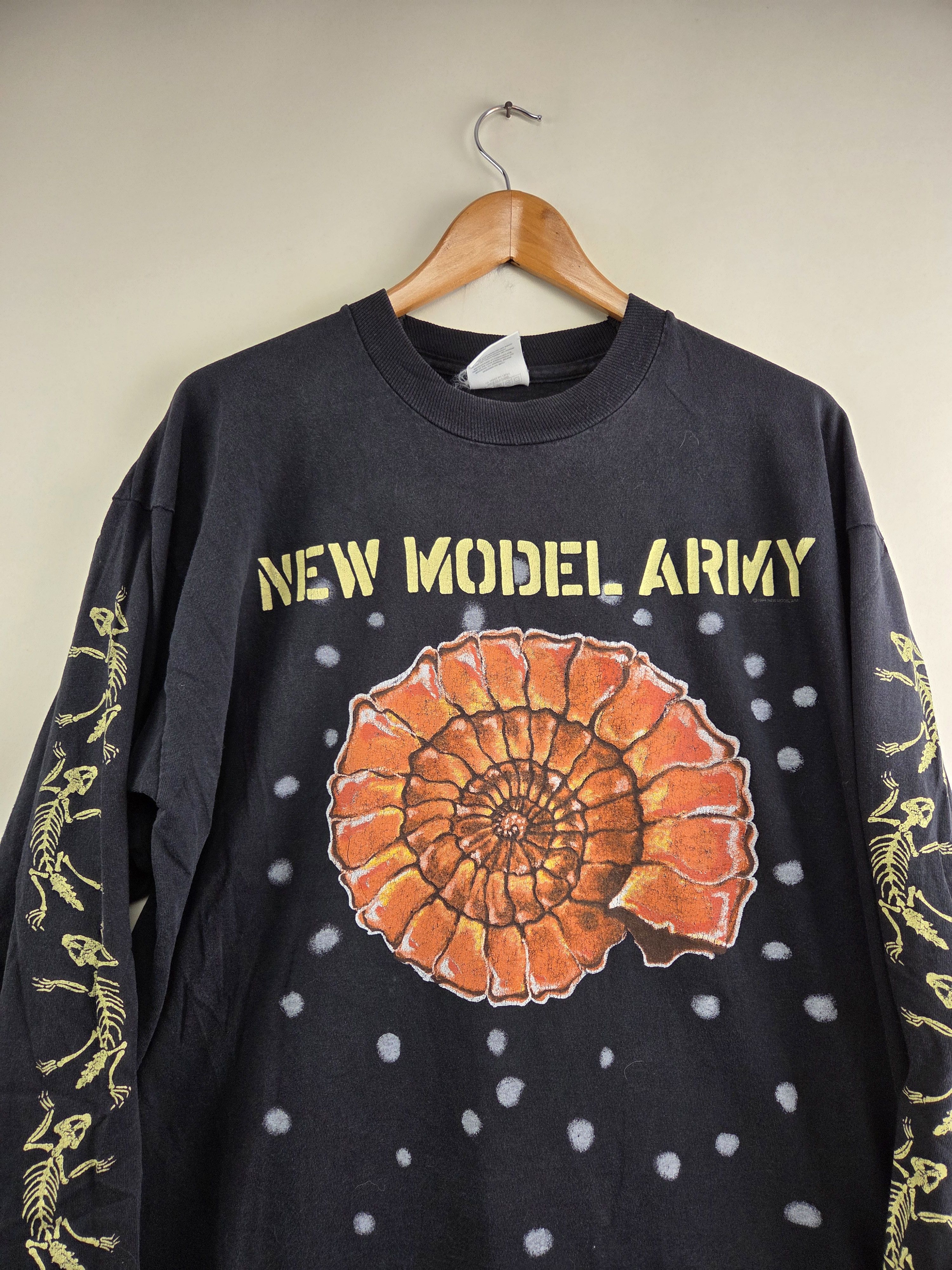 Band Tees × Vintage 1994 New Model Army Long-sleeved XL 23.5" 29.5" Size US XL / EU 56 / 4 - 3 Thumbnail
