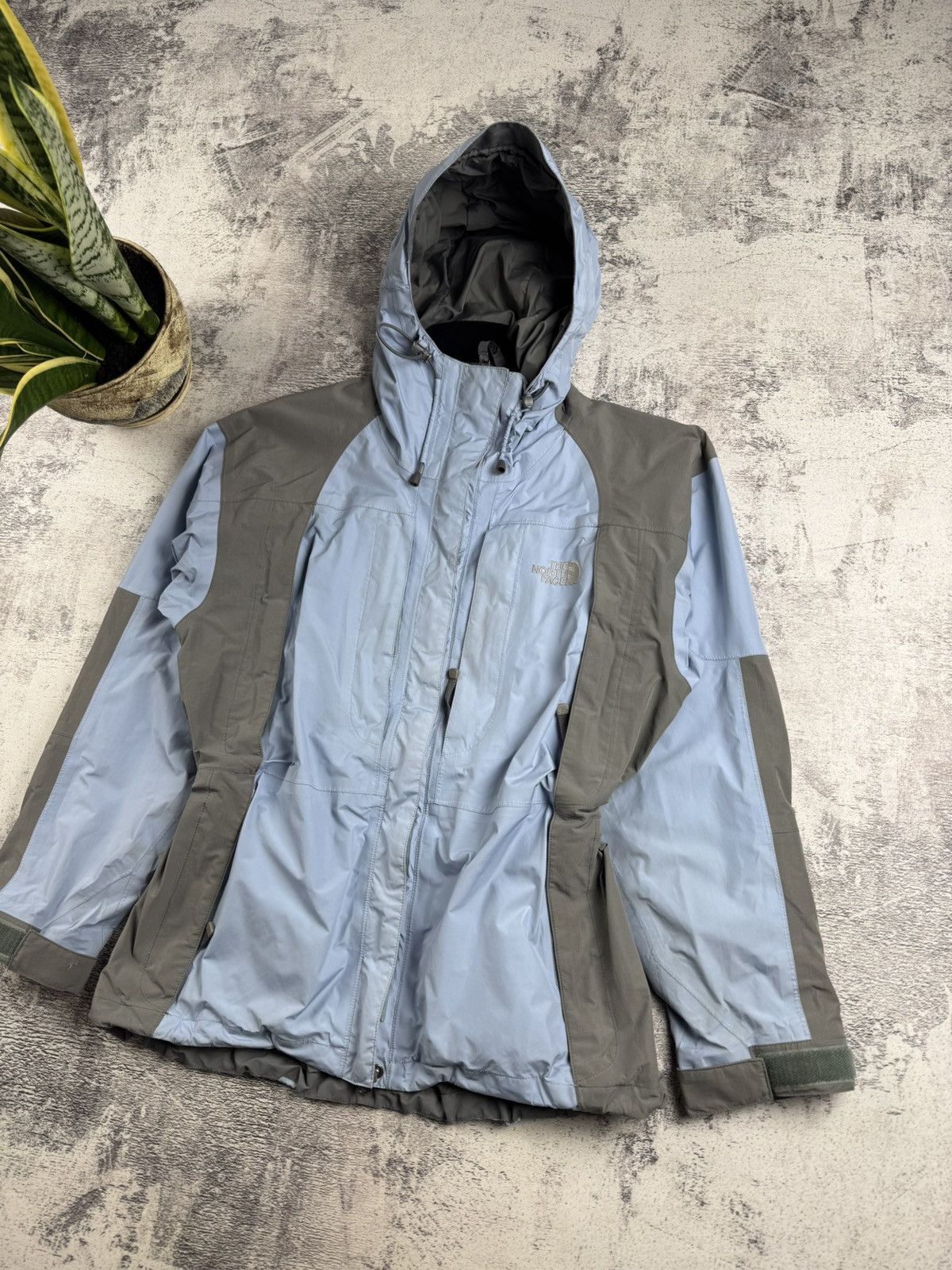 The North Face The North Face Gore-Tex Summit Series Women’s Medium Blue Zip Jacket Windbreaker Size M / US 6-8 / IT 42-44 - 3 Thumbnail